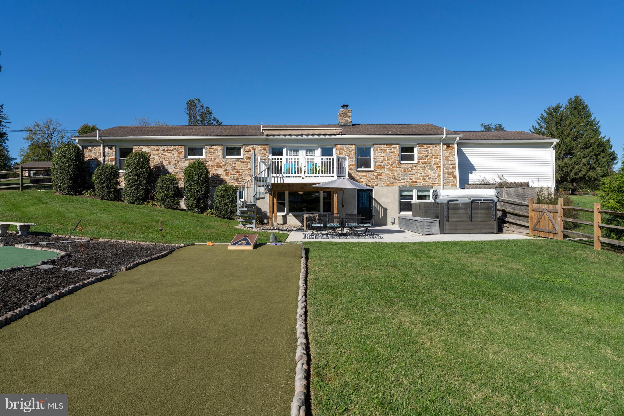 HAMPTON - Residential