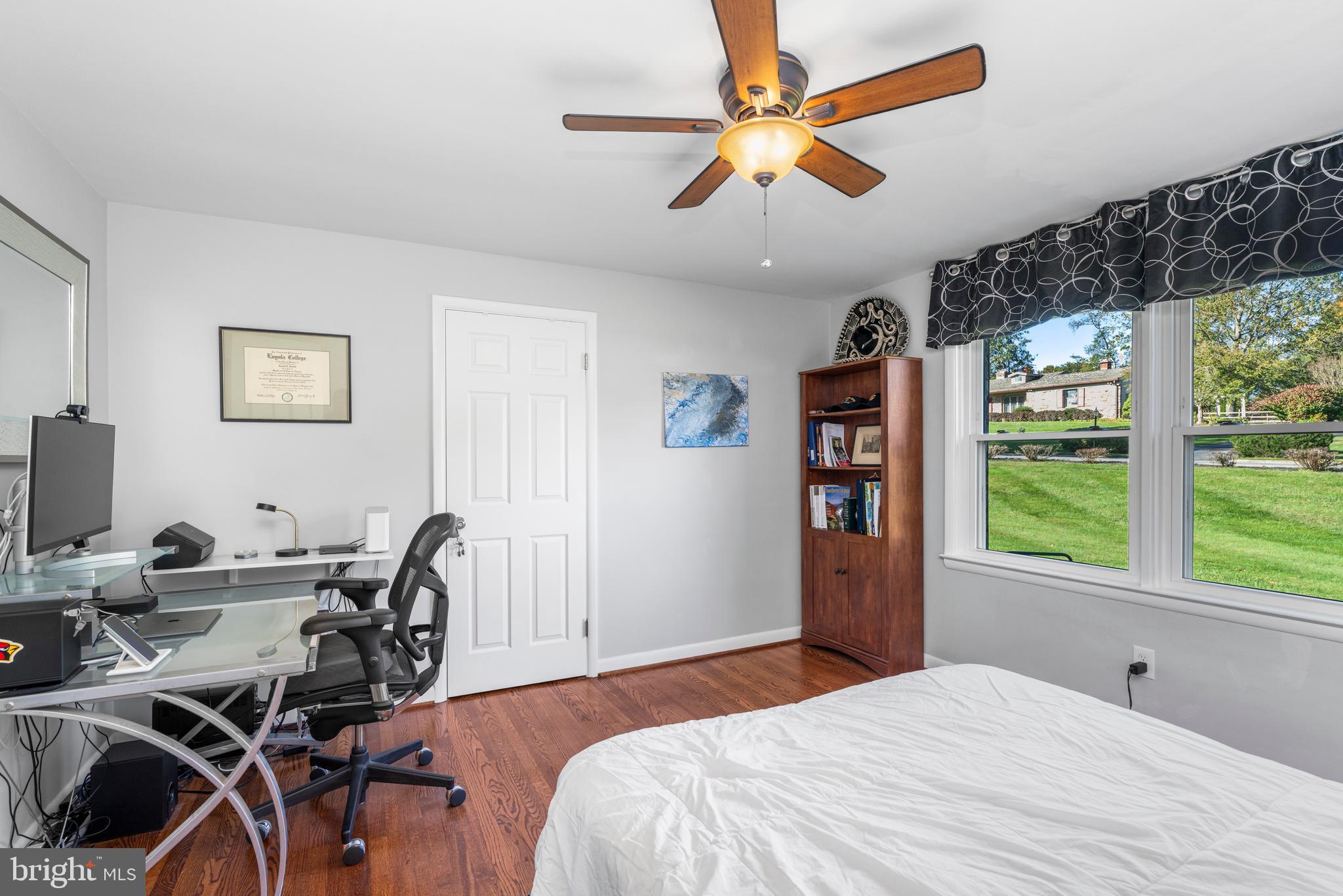 HAMPTON - Residential