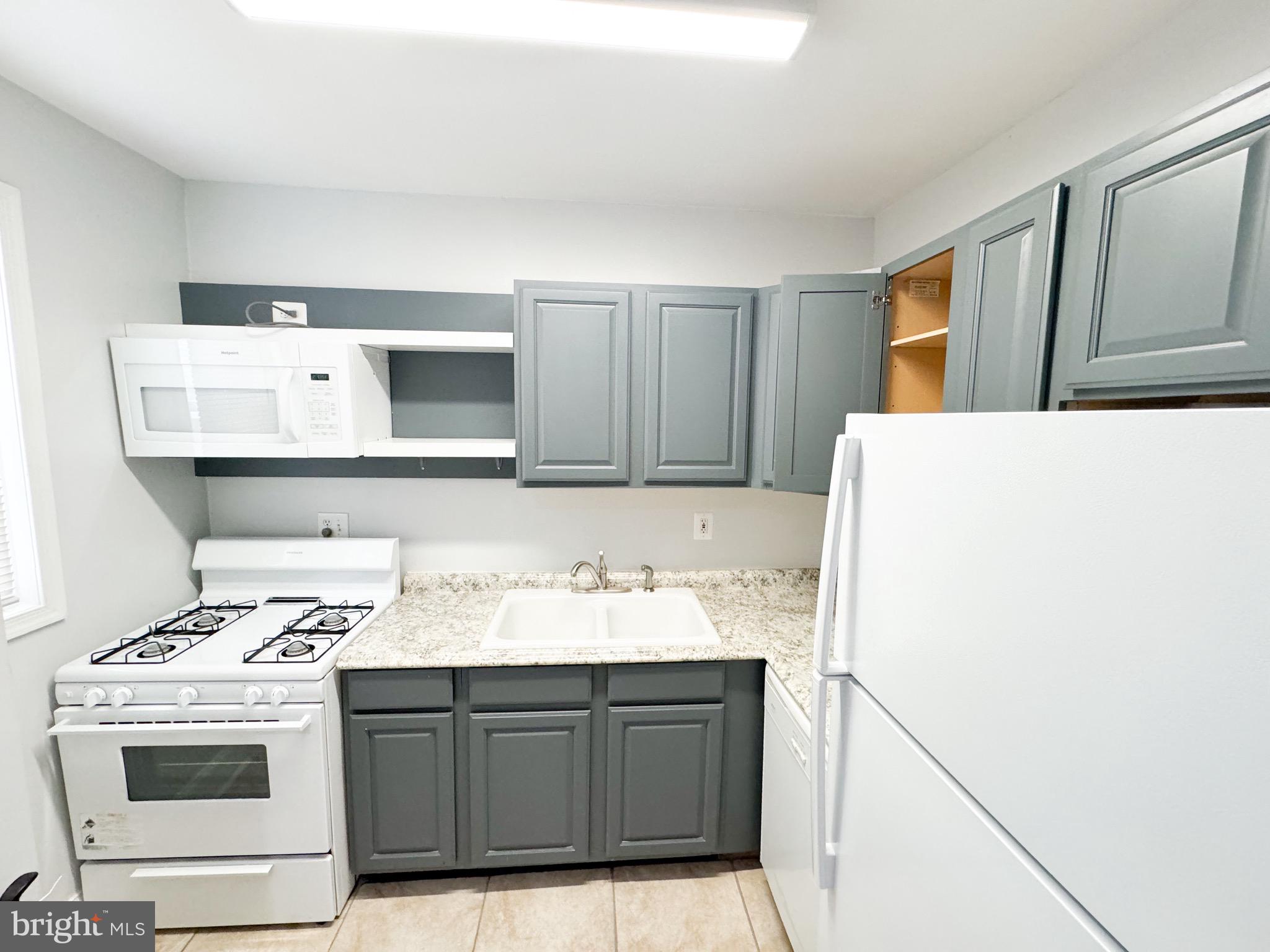 719 EUCLID STREET NW 4