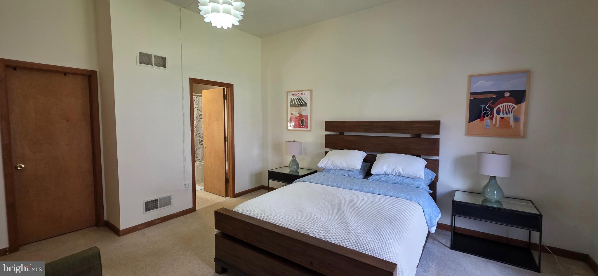 POCONO FARMS EAST - Residential