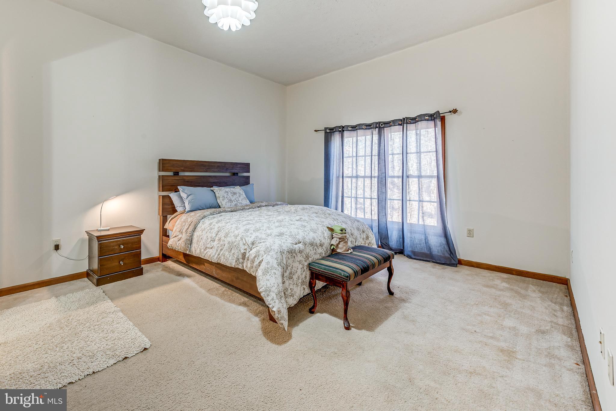 POCONO FARMS EAST - Residential
