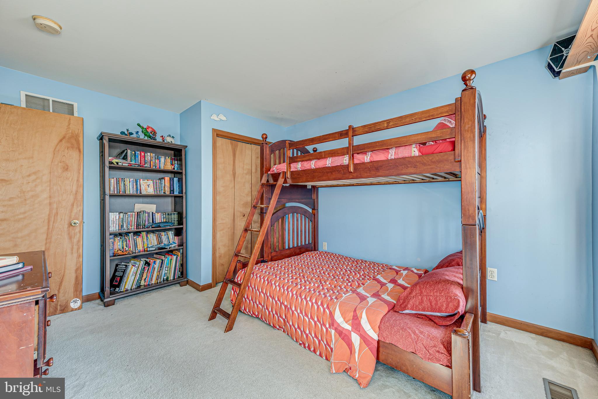 POCONO FARMS EAST - Residential