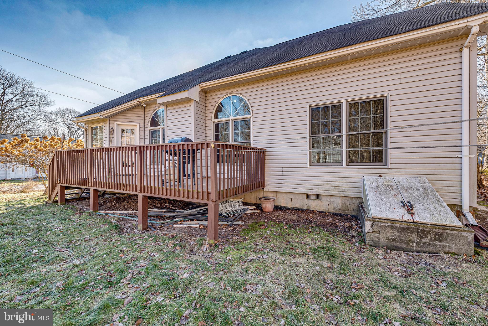 POCONO FARMS EAST - Residential