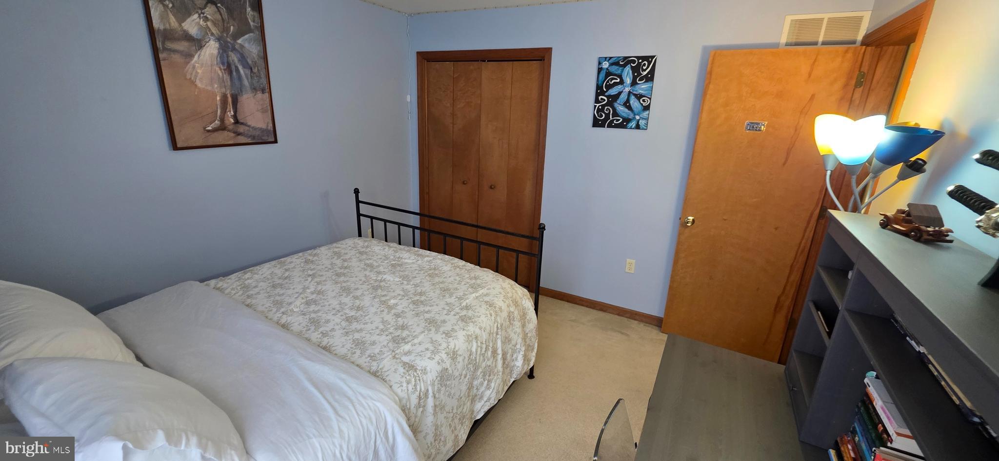 POCONO FARMS EAST - Residential