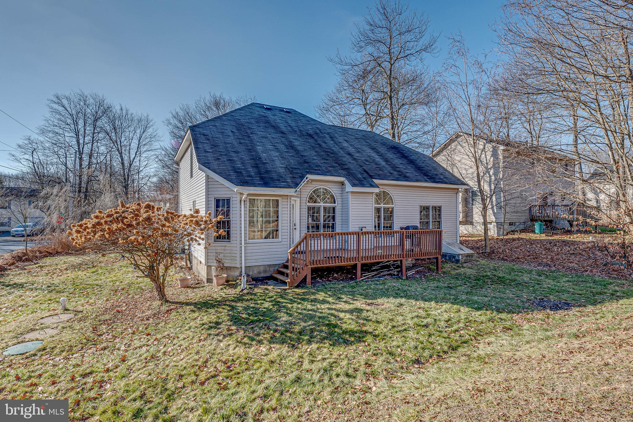 POCONO FARMS EAST - Residential