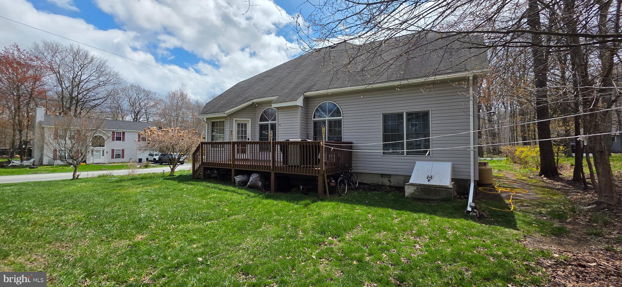 POCONO FARMS EAST - Residential