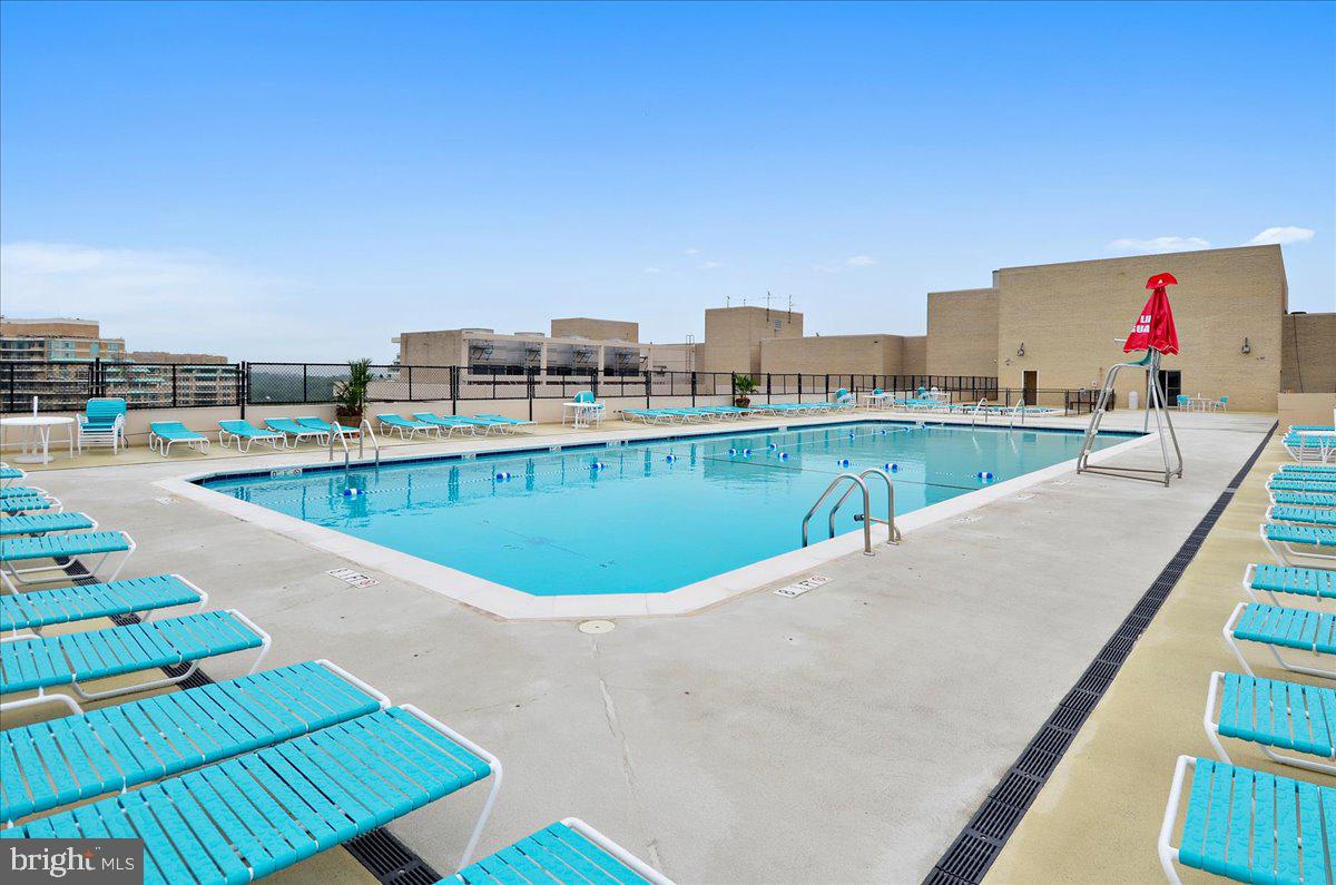 CHEVY CHASE VILLAGE - Residential