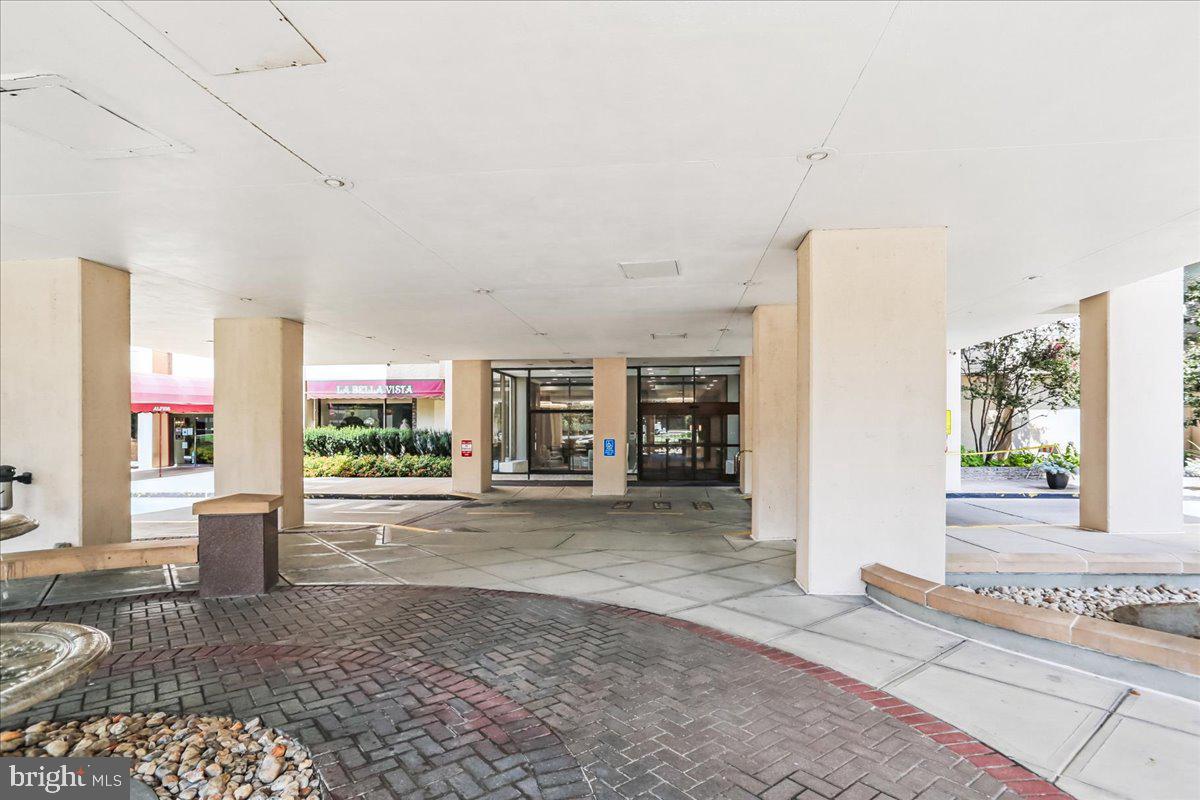 CHEVY CHASE VILLAGE - Residential