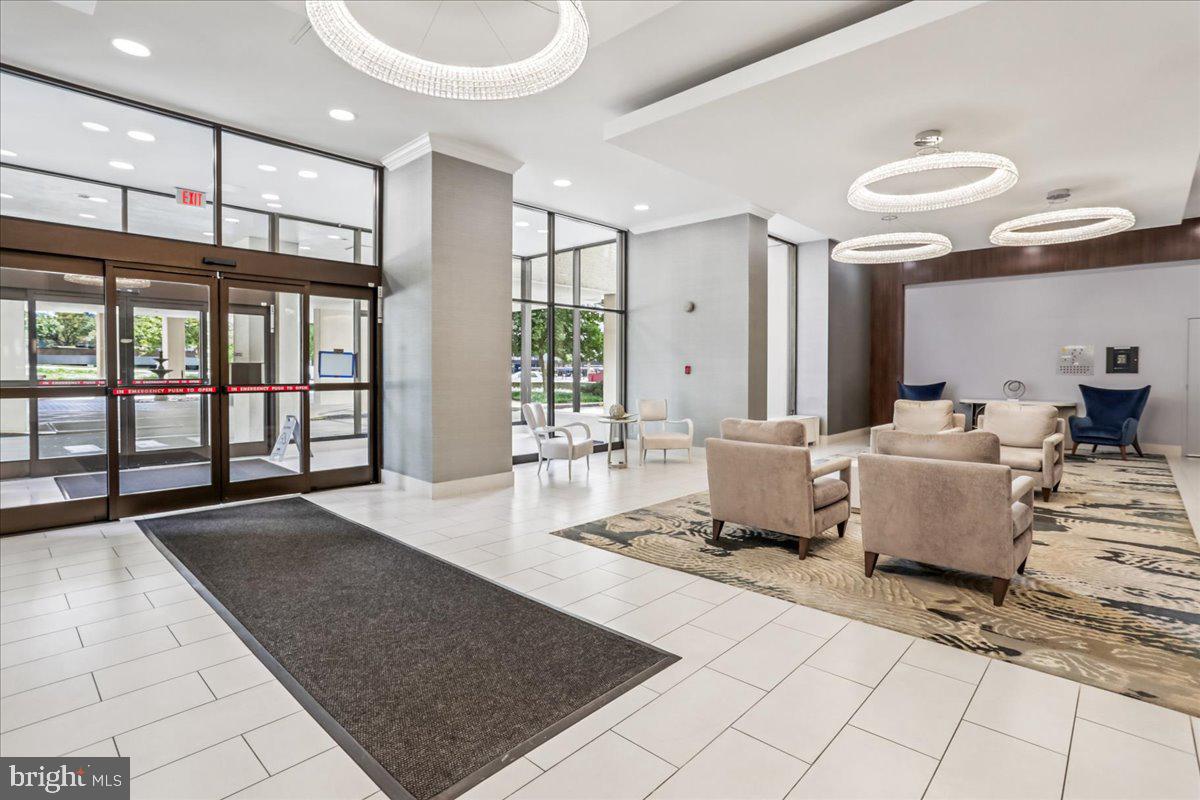 CHEVY CHASE VILLAGE - Residential