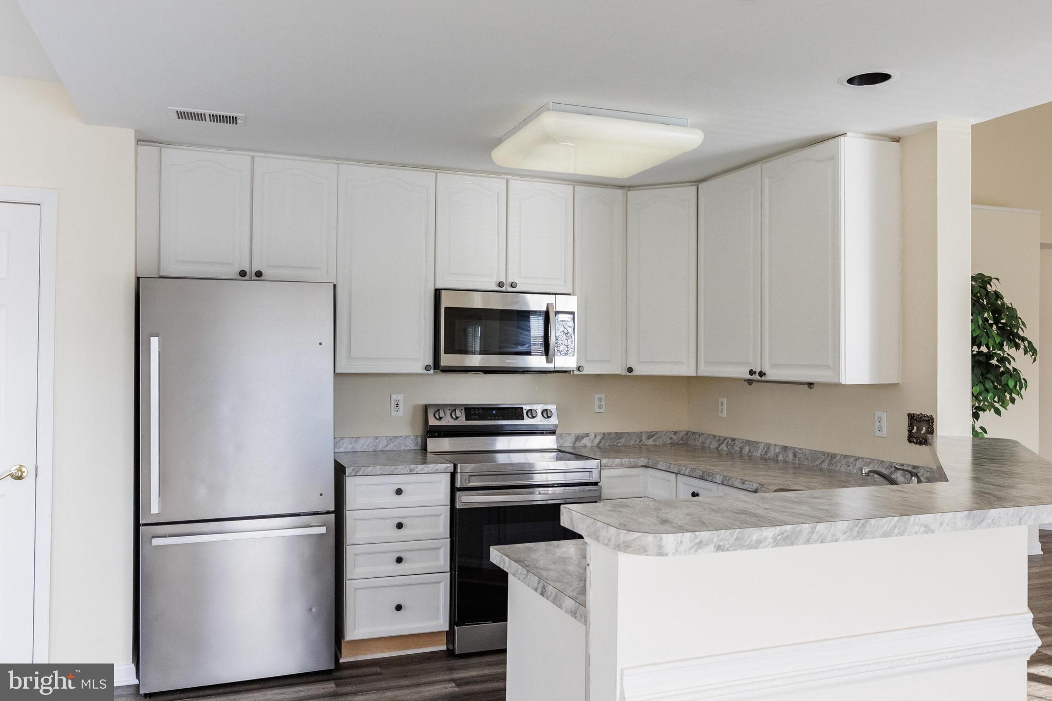 WHITTIER ECHO GLEN - Residential