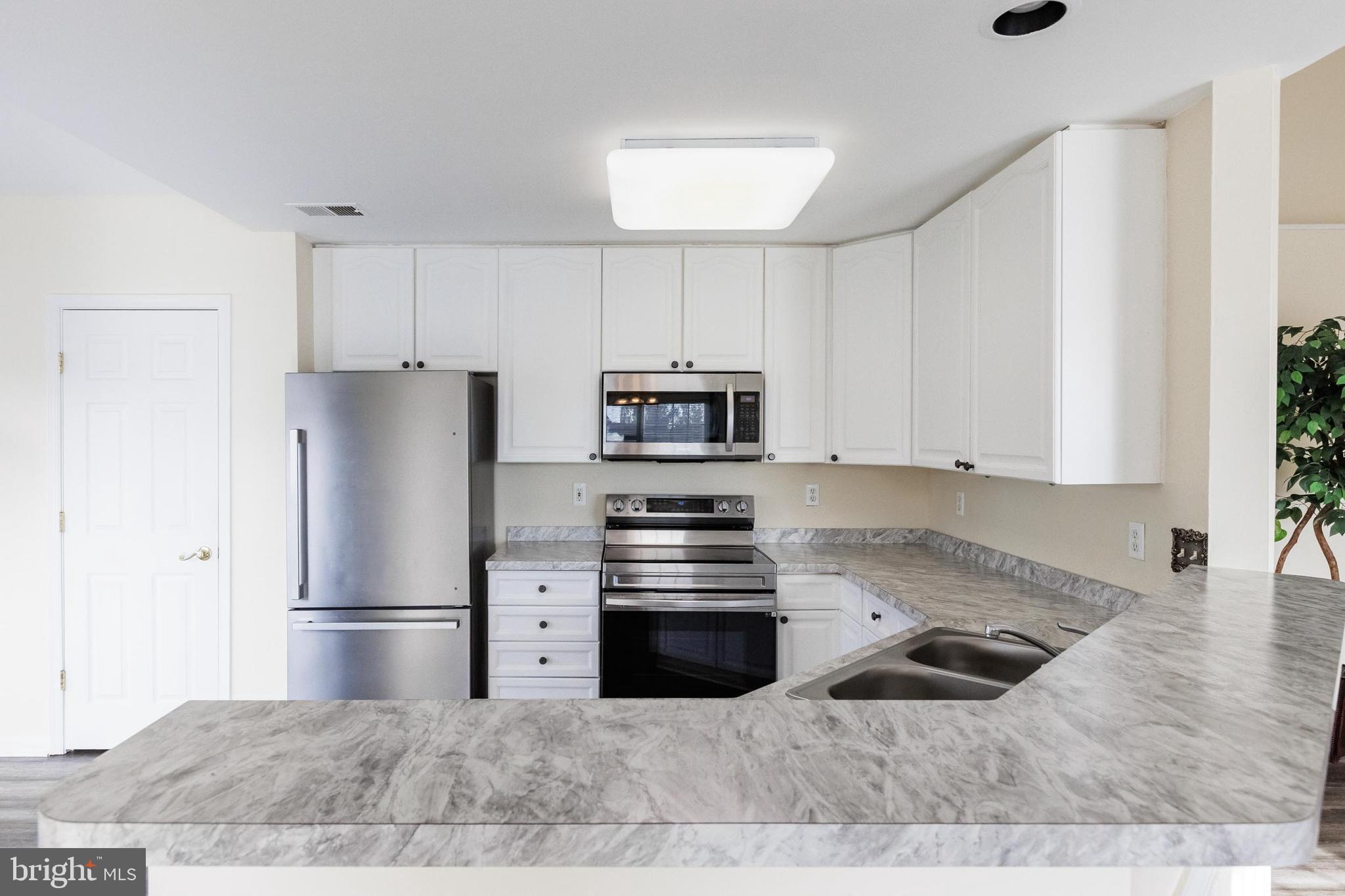 WHITTIER ECHO GLEN - Residential