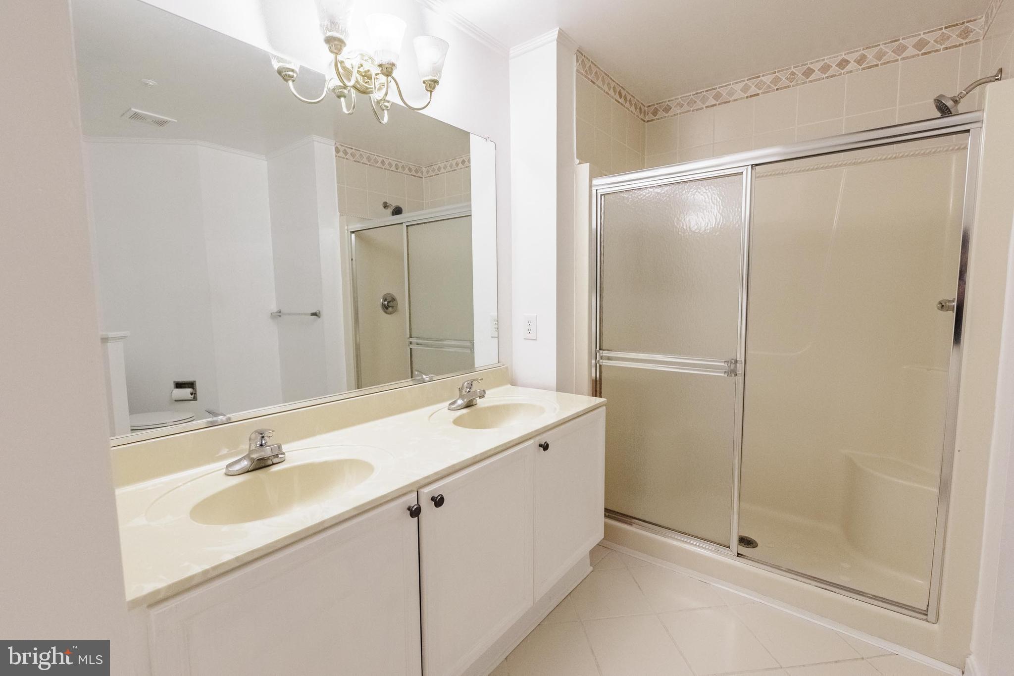 WHITTIER ECHO GLEN - Residential