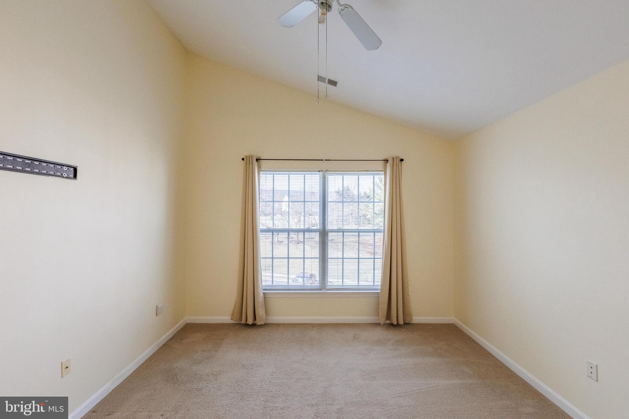 WHITTIER ECHO GLEN - Residential