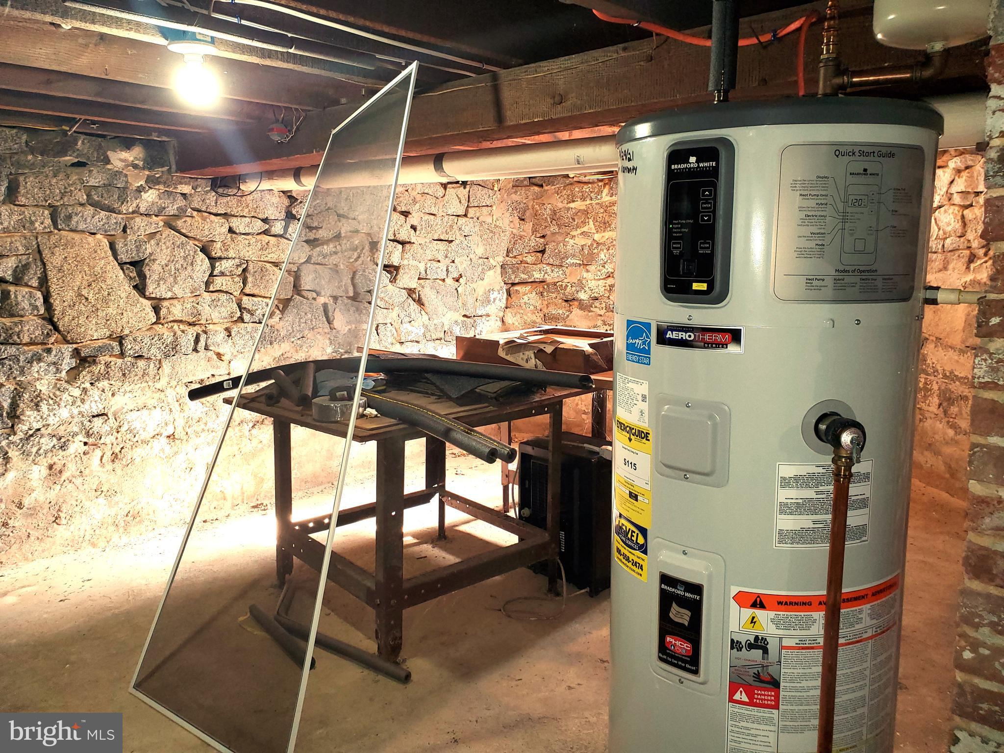 PERRYVILLE - Residential