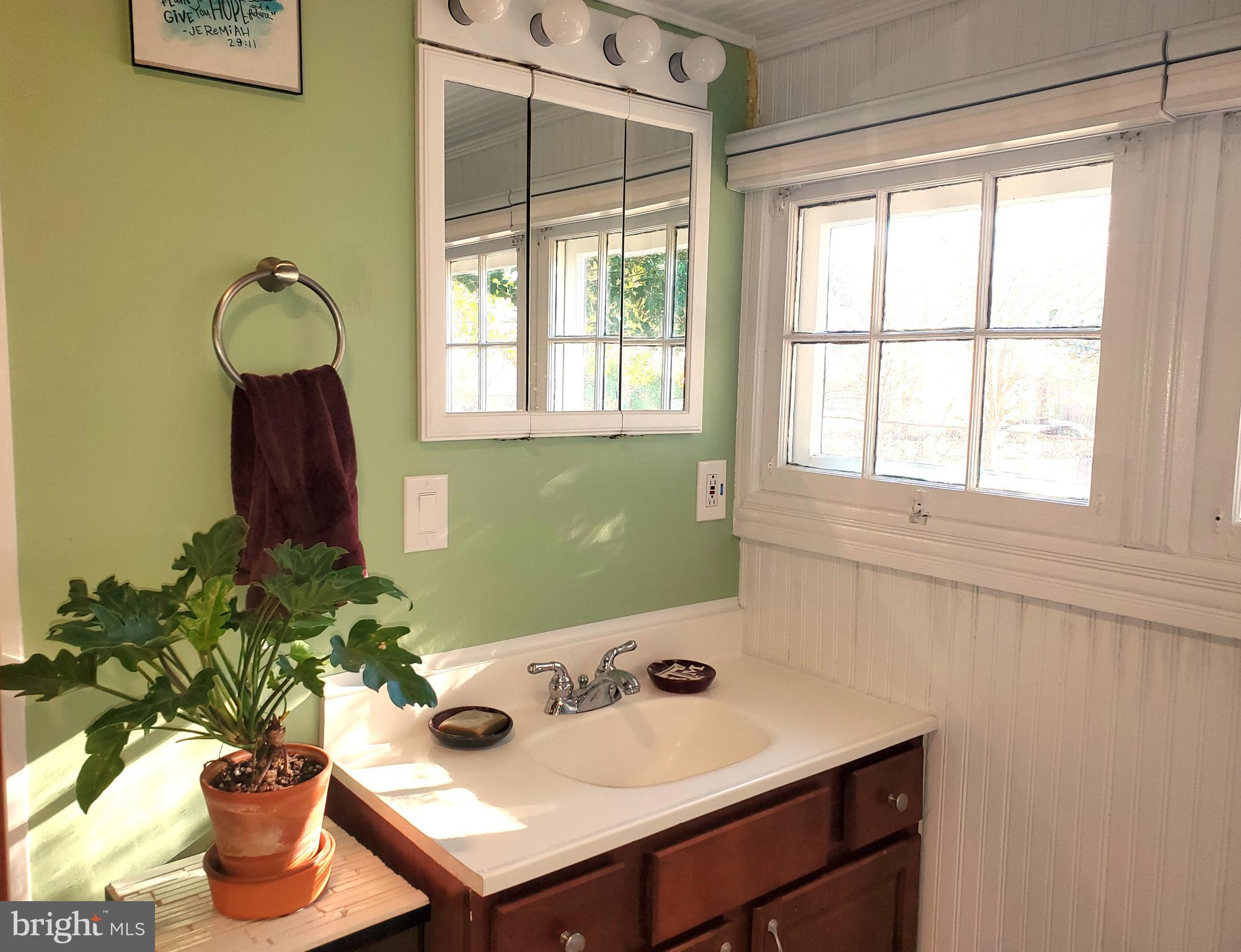 PERRYVILLE - Residential