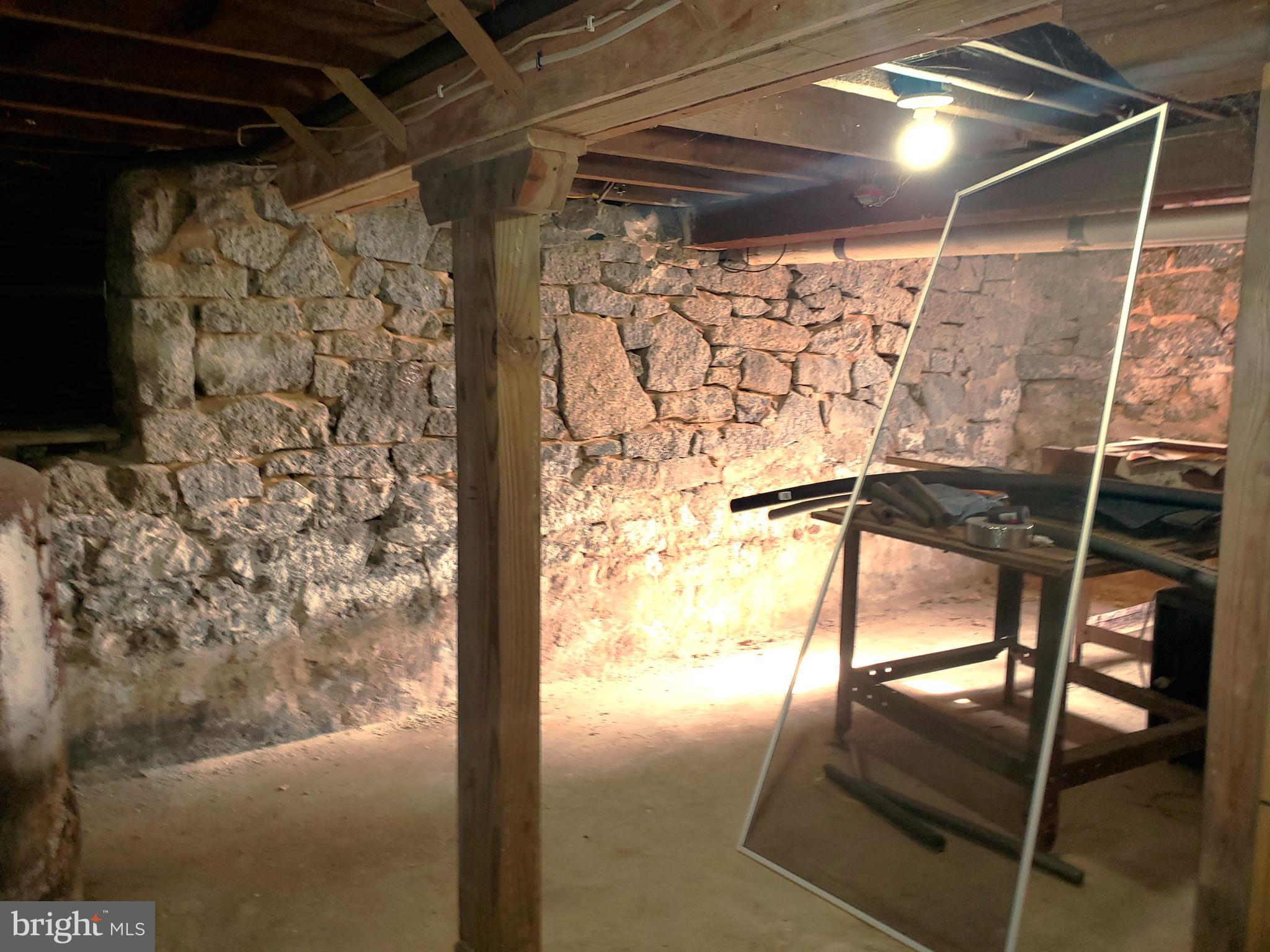 PERRYVILLE - Residential