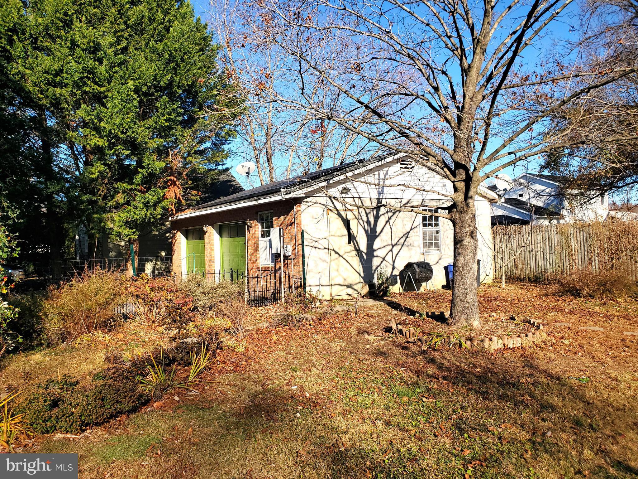 PERRYVILLE - Residential