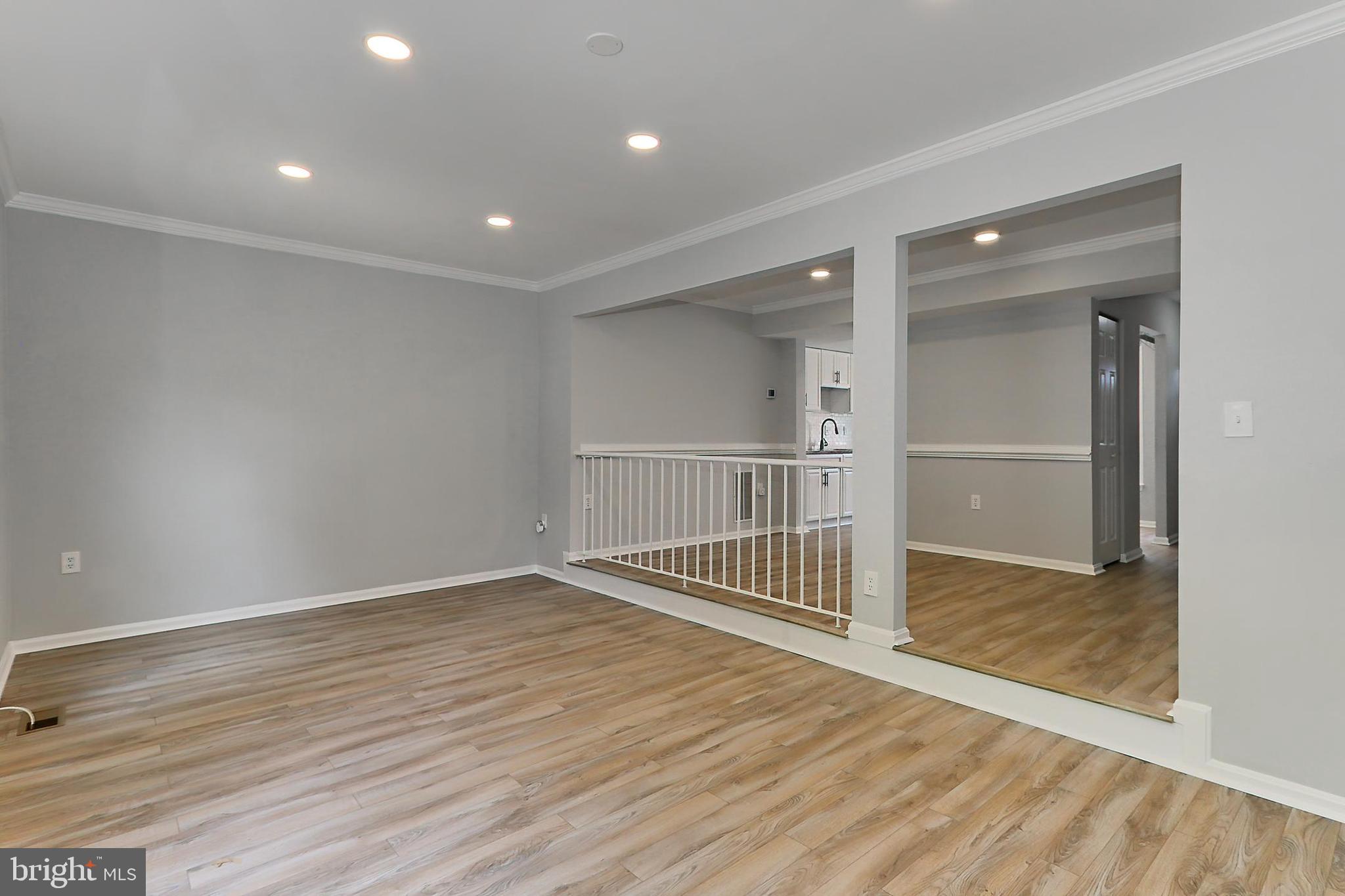 COLONY PARK - Residential