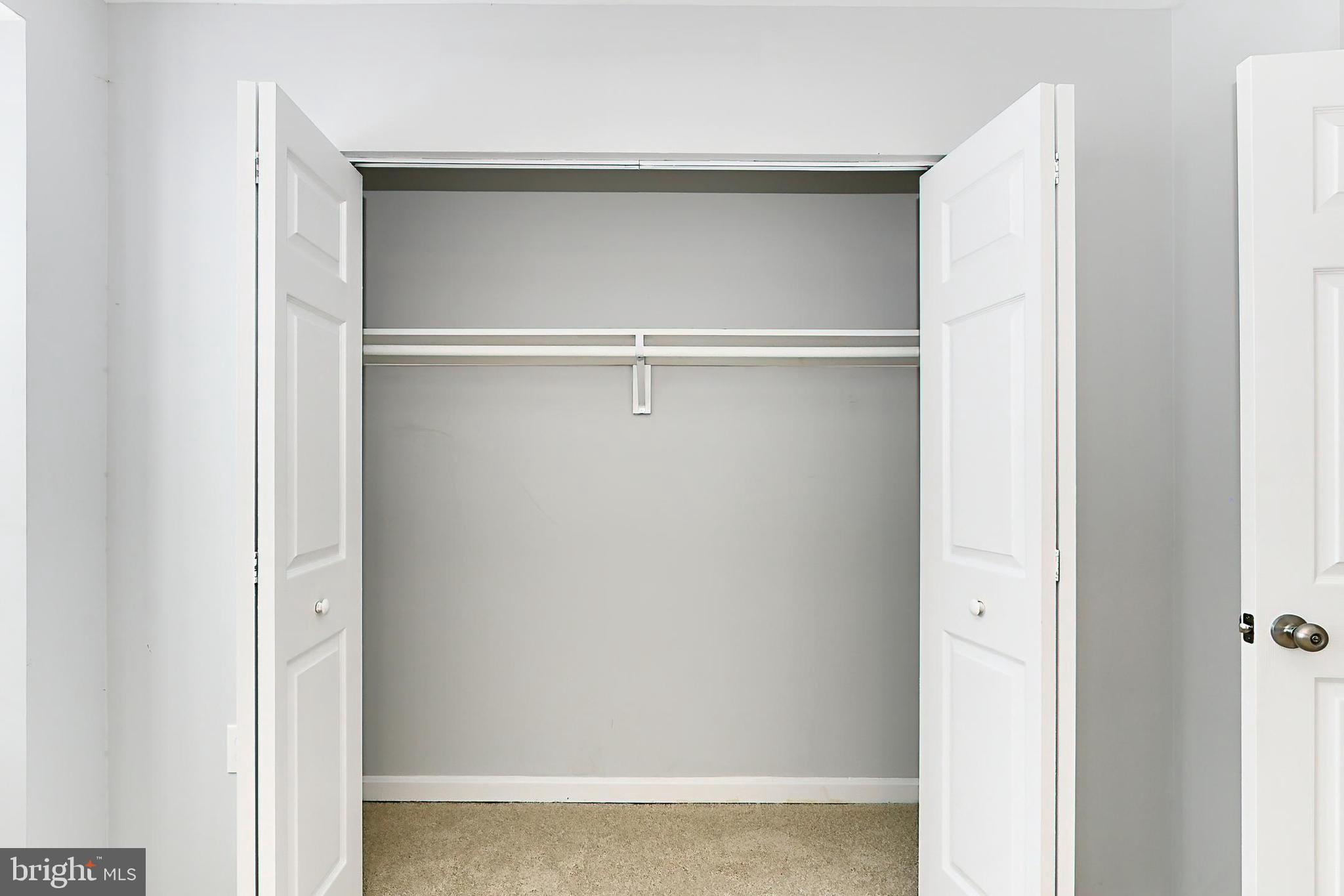 COLONY PARK - Residential