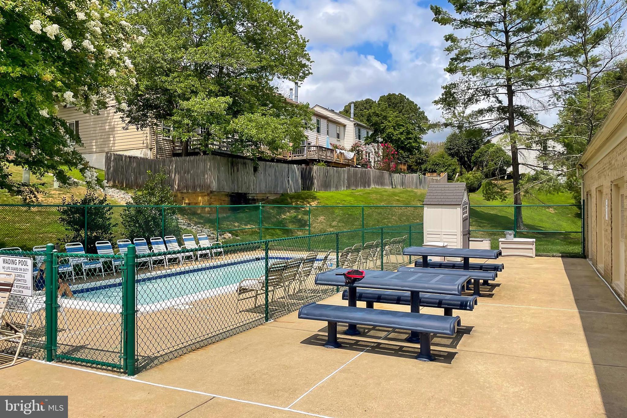 COLONY PARK - Residential