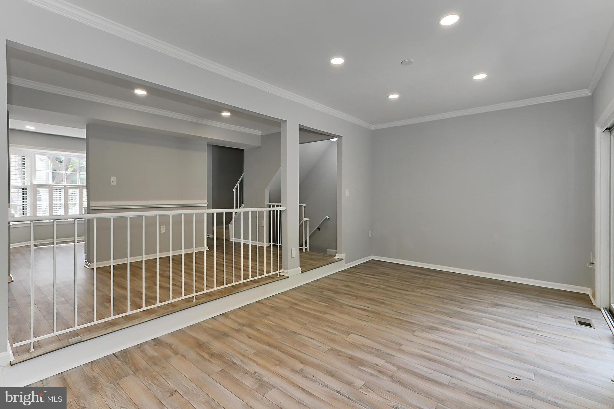 COLONY PARK - Residential