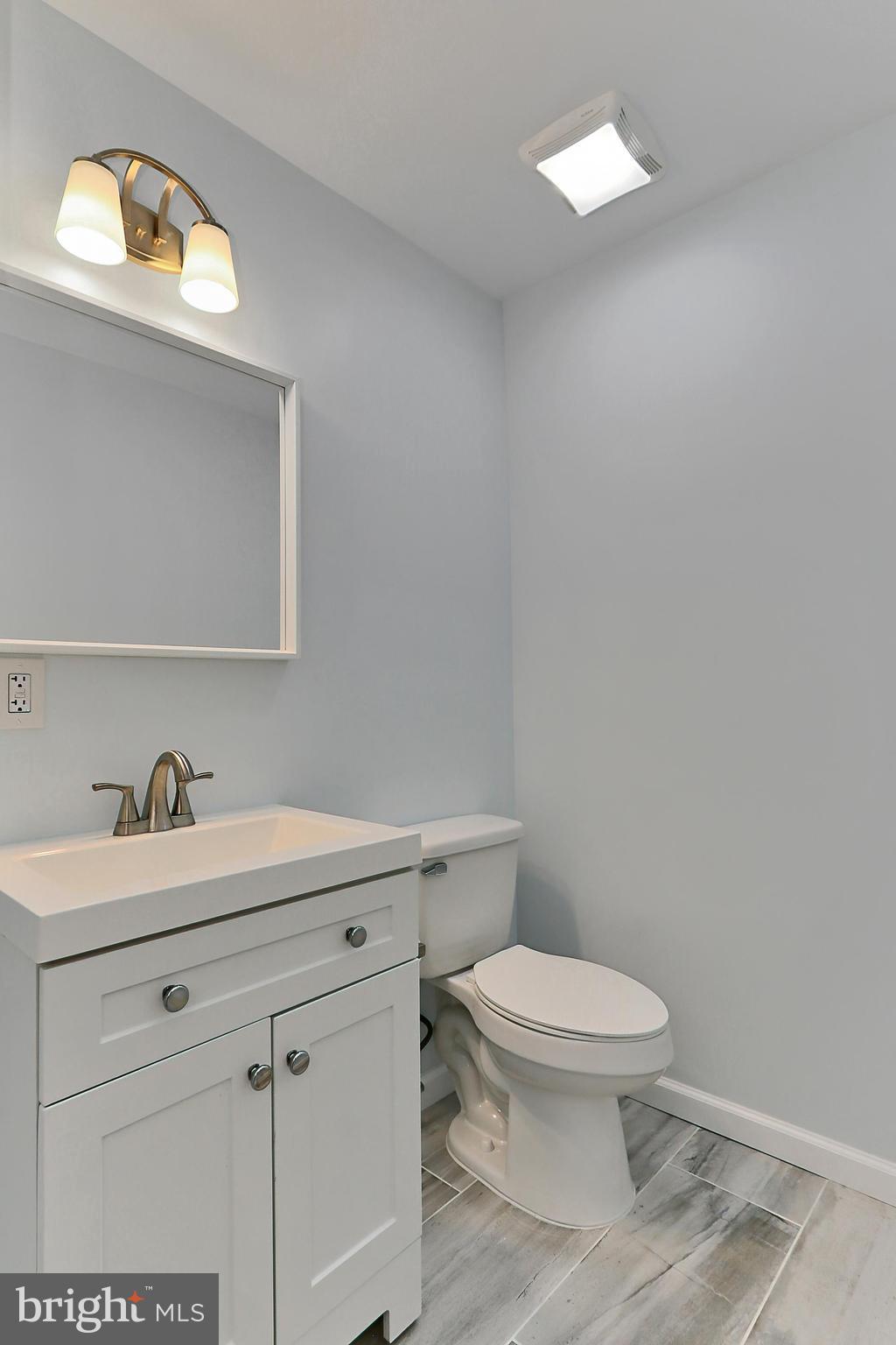 COLONY PARK - Residential