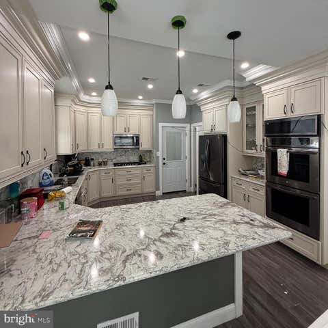 Photo of 511 W 6th Street, PALMYRA, NJ 08065 (MLS # NJBL2113662)