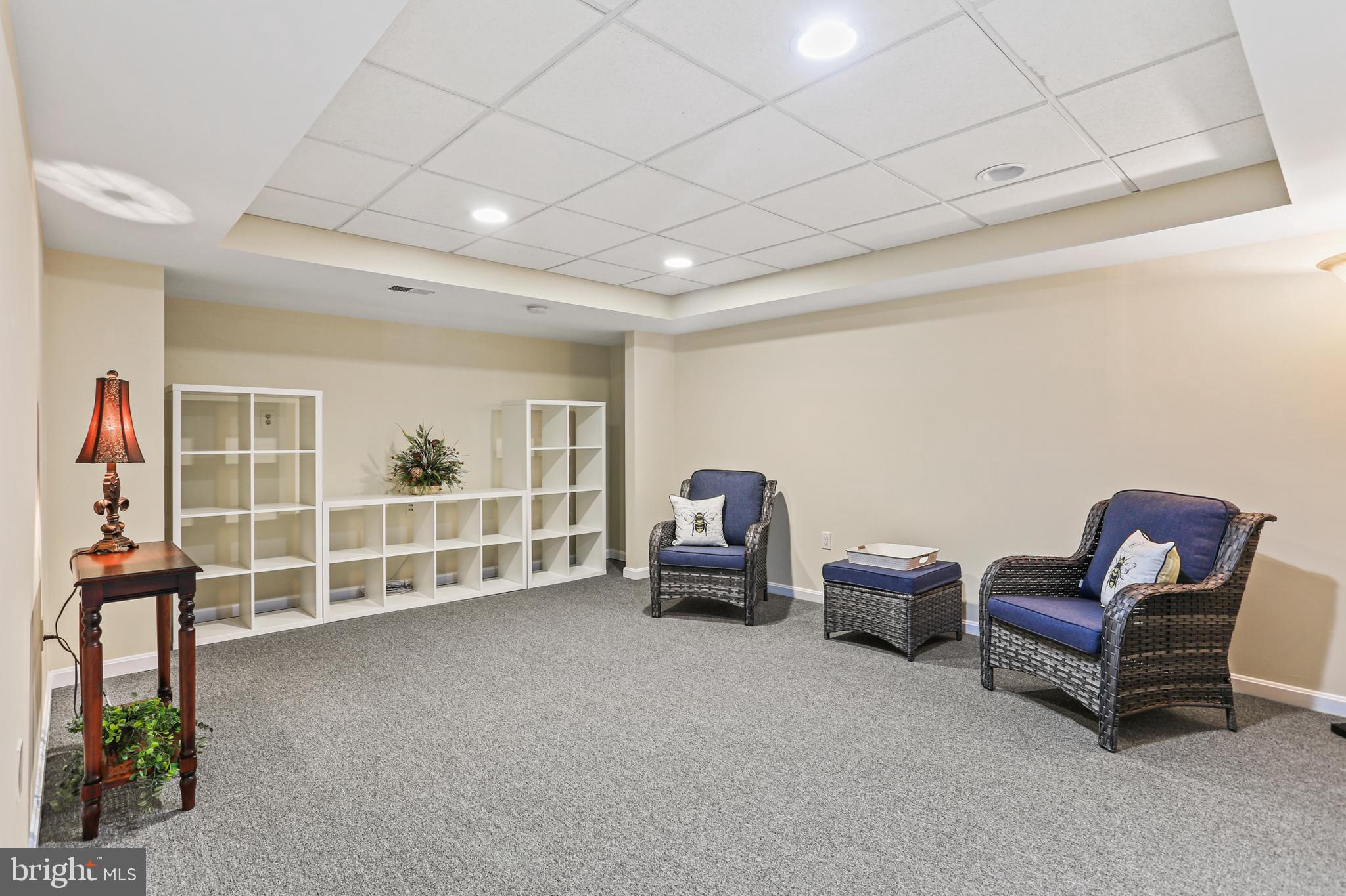 VILLAGE OF RIVER HILL - Residential