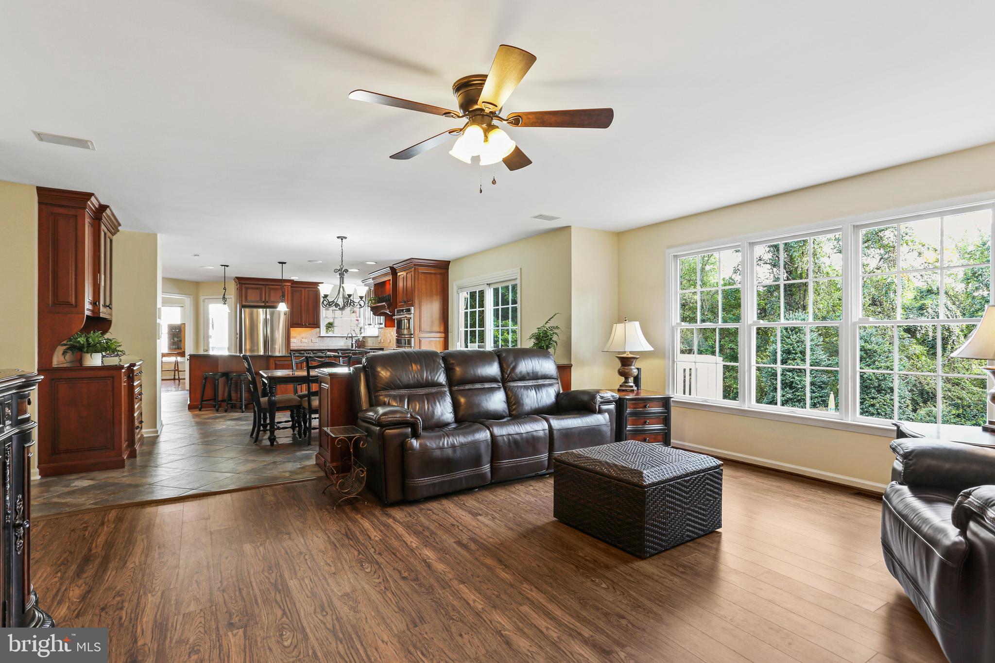 VILLAGE OF RIVER HILL - Residential