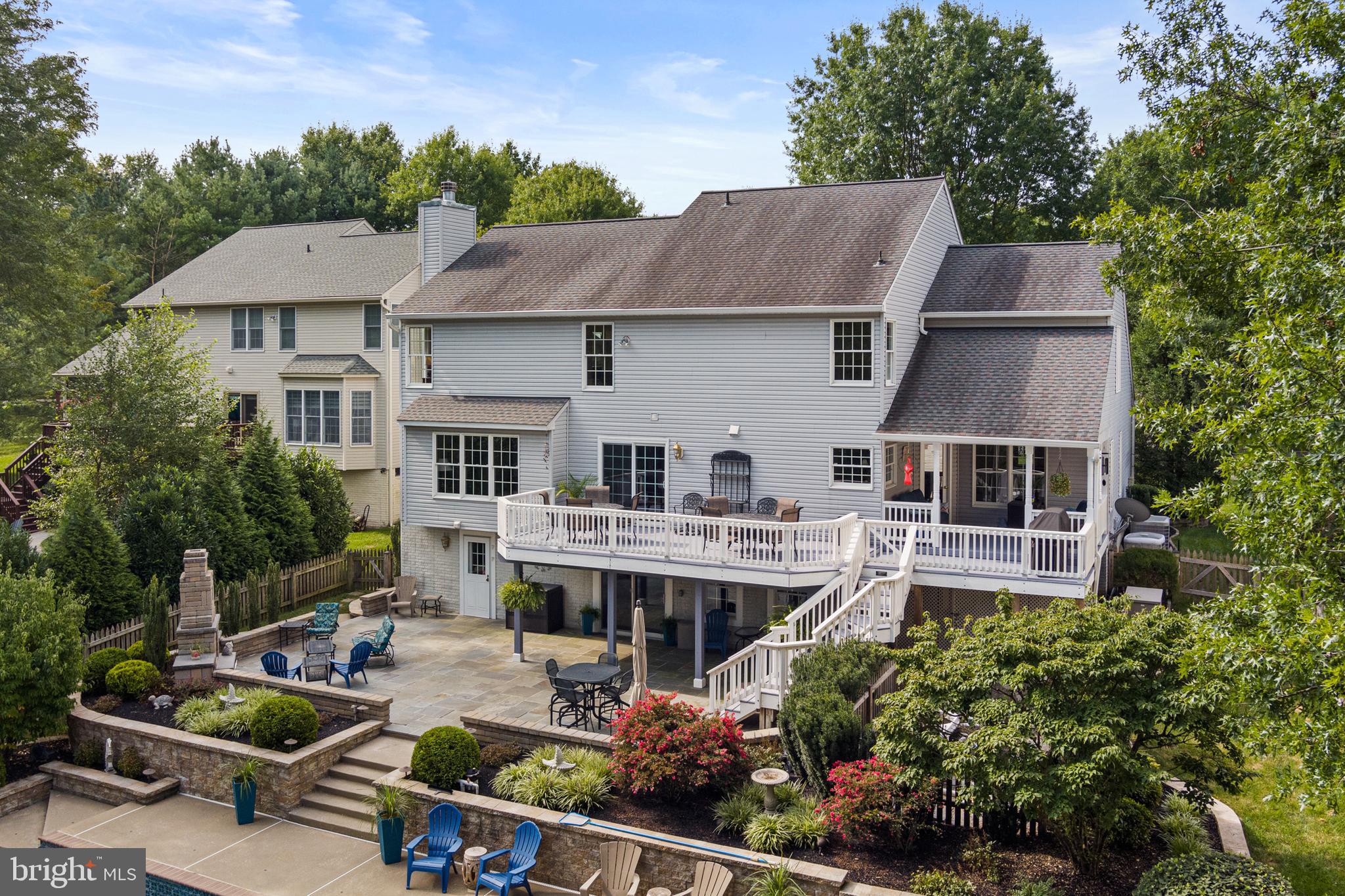 VILLAGE OF RIVER HILL - Residential