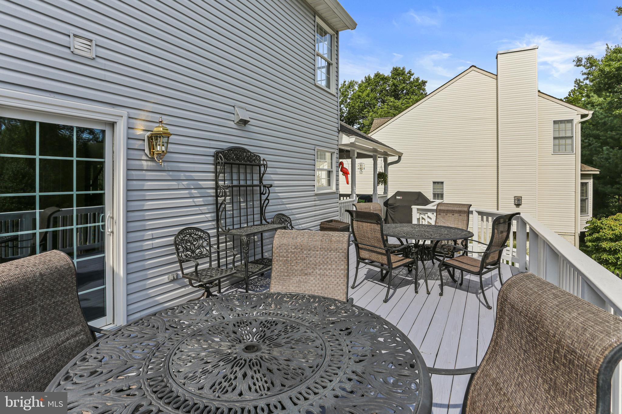 VILLAGE OF RIVER HILL - Residential