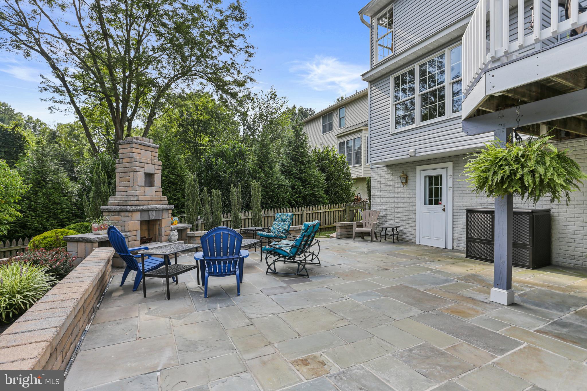 VILLAGE OF RIVER HILL - Residential