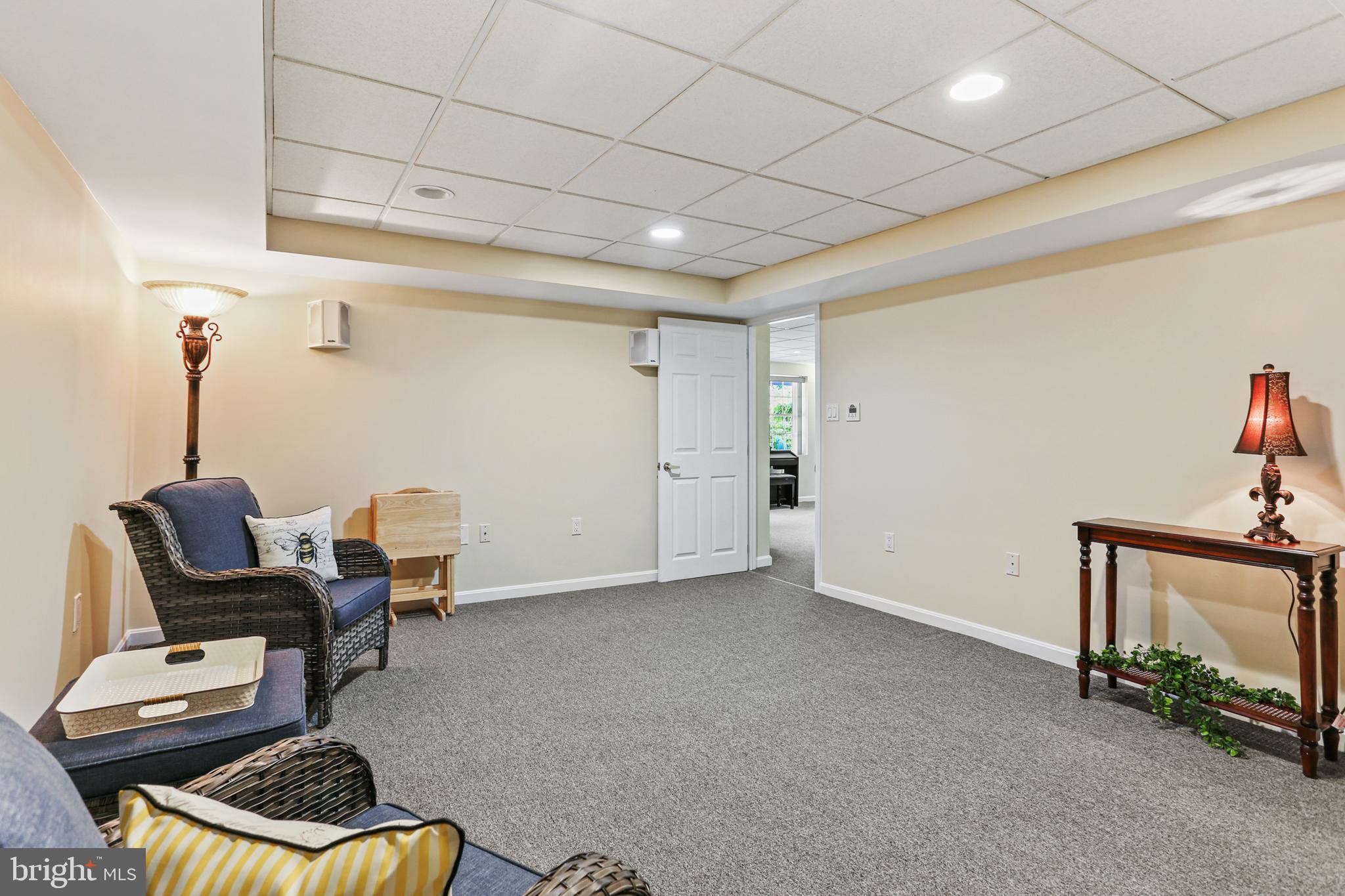 VILLAGE OF RIVER HILL - Residential