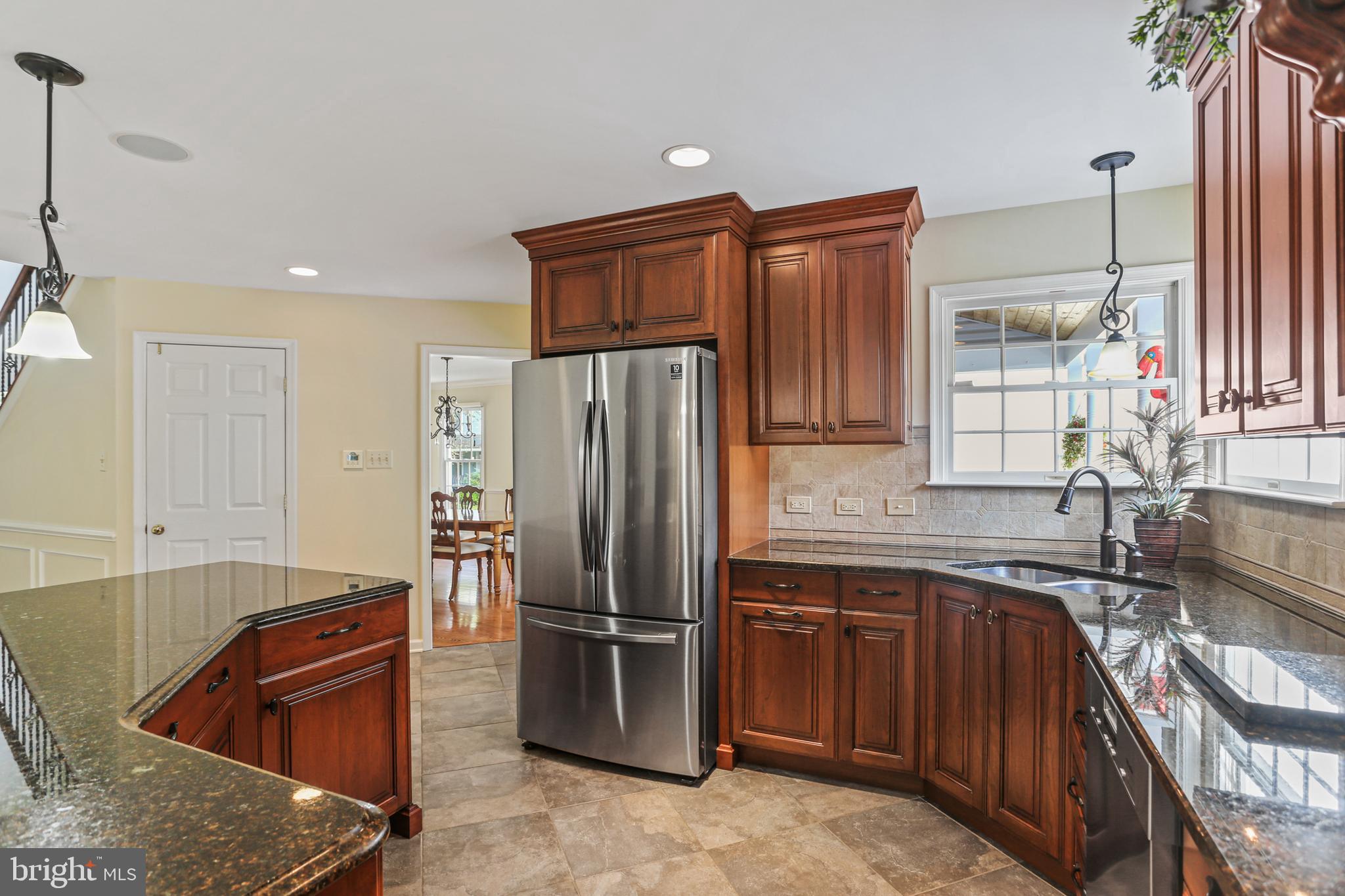 VILLAGE OF RIVER HILL - Residential