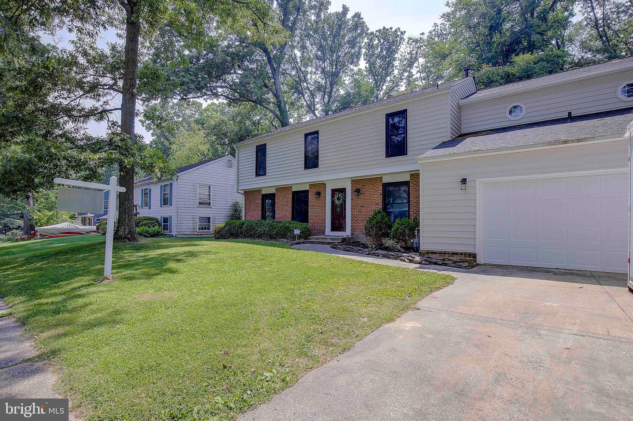 CROFTON TOWNE/PARK - Residential