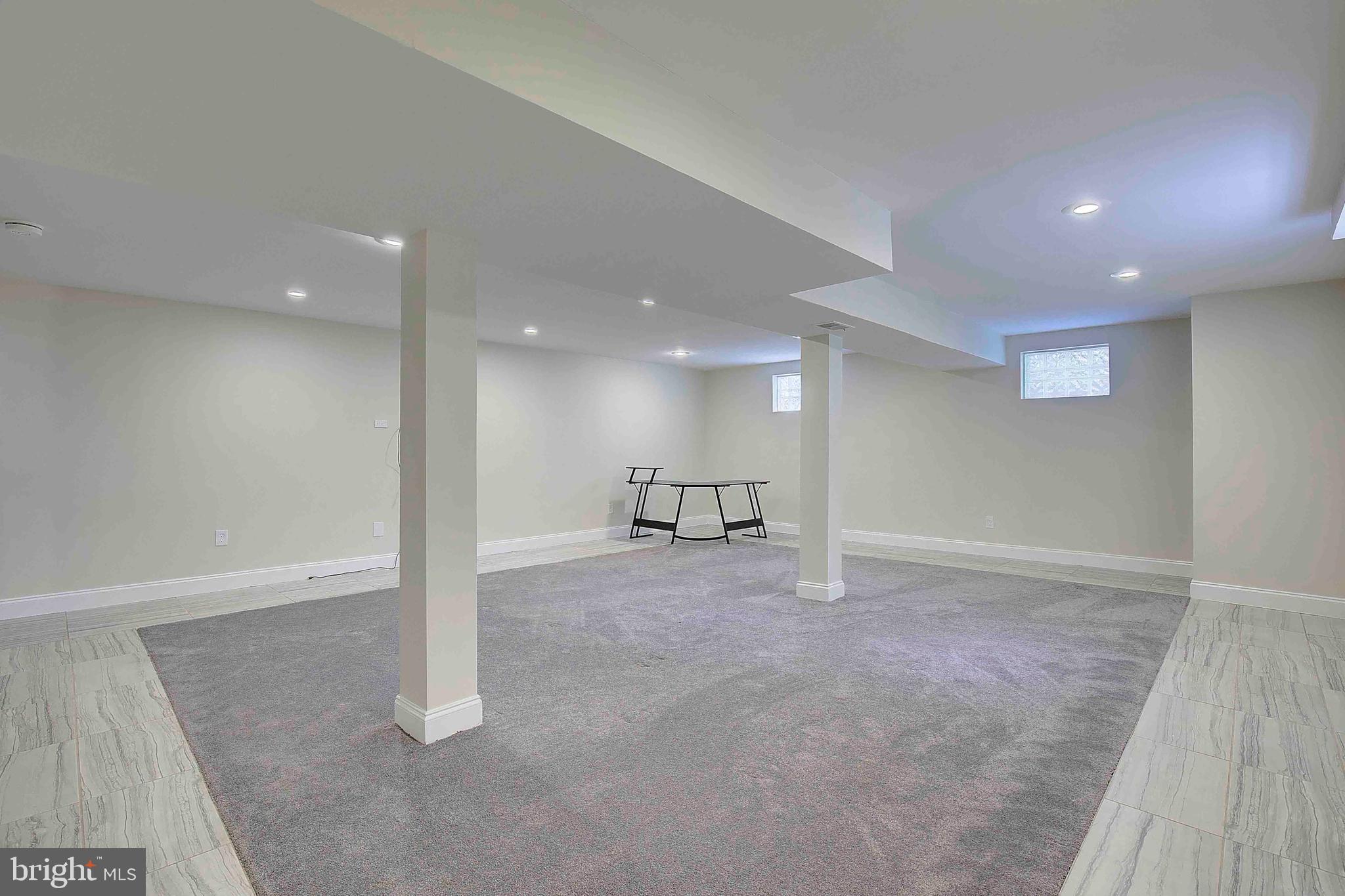 CROFTON TOWNE/PARK - Residential