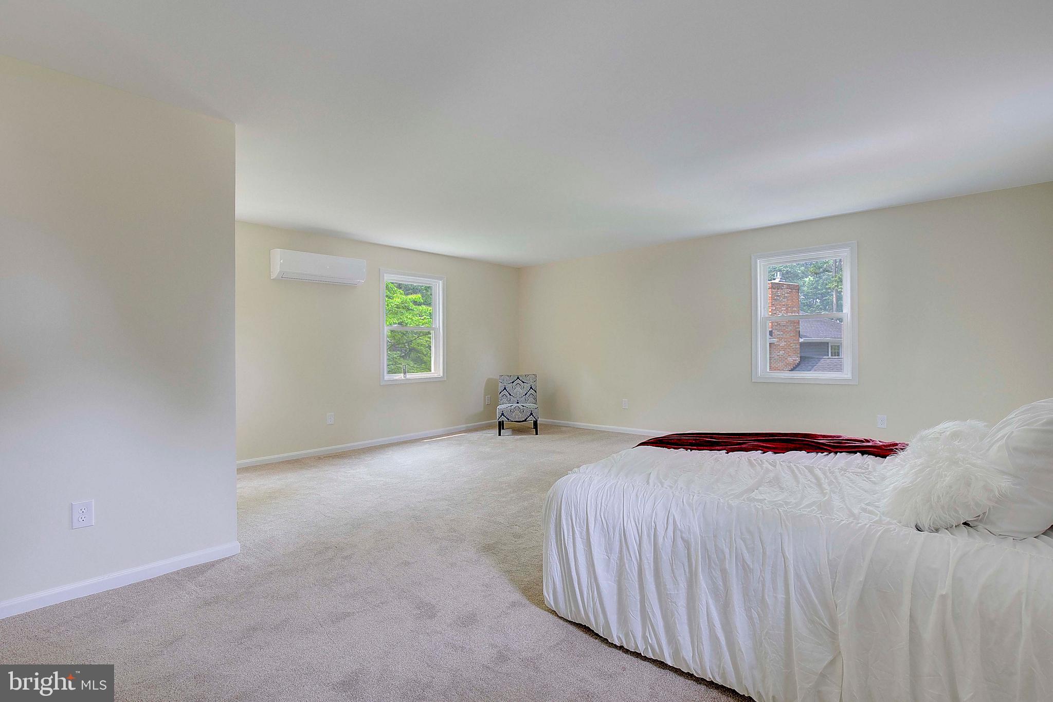 CROFTON TOWNE/PARK - Residential