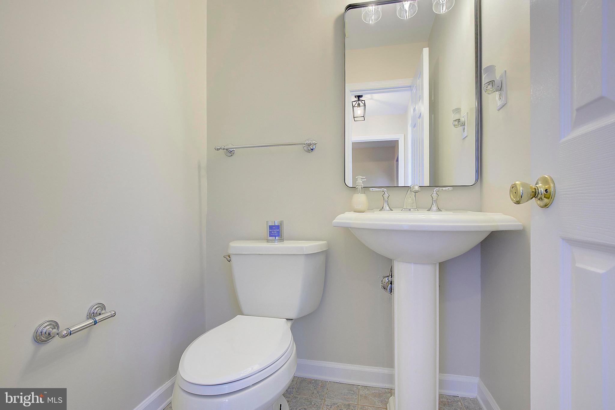 CROFTON TOWNE/PARK - Residential