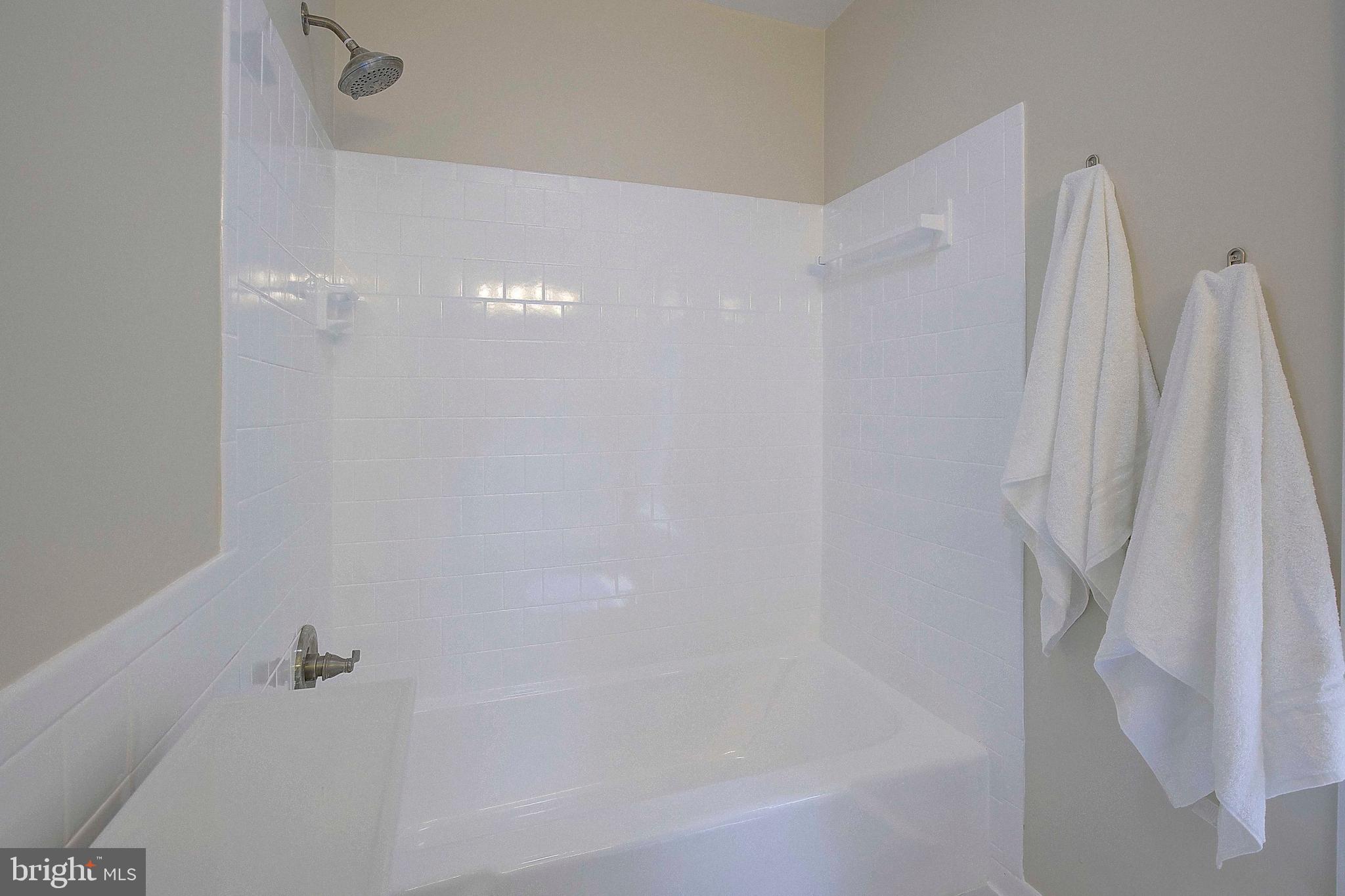 CROFTON TOWNE/PARK - Residential