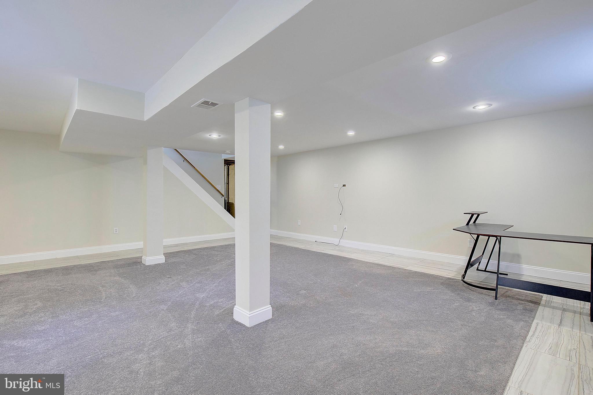 CROFTON TOWNE/PARK - Residential