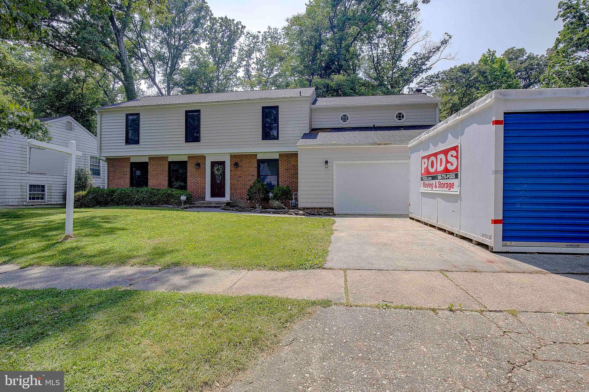 CROFTON TOWNE/PARK - Residential