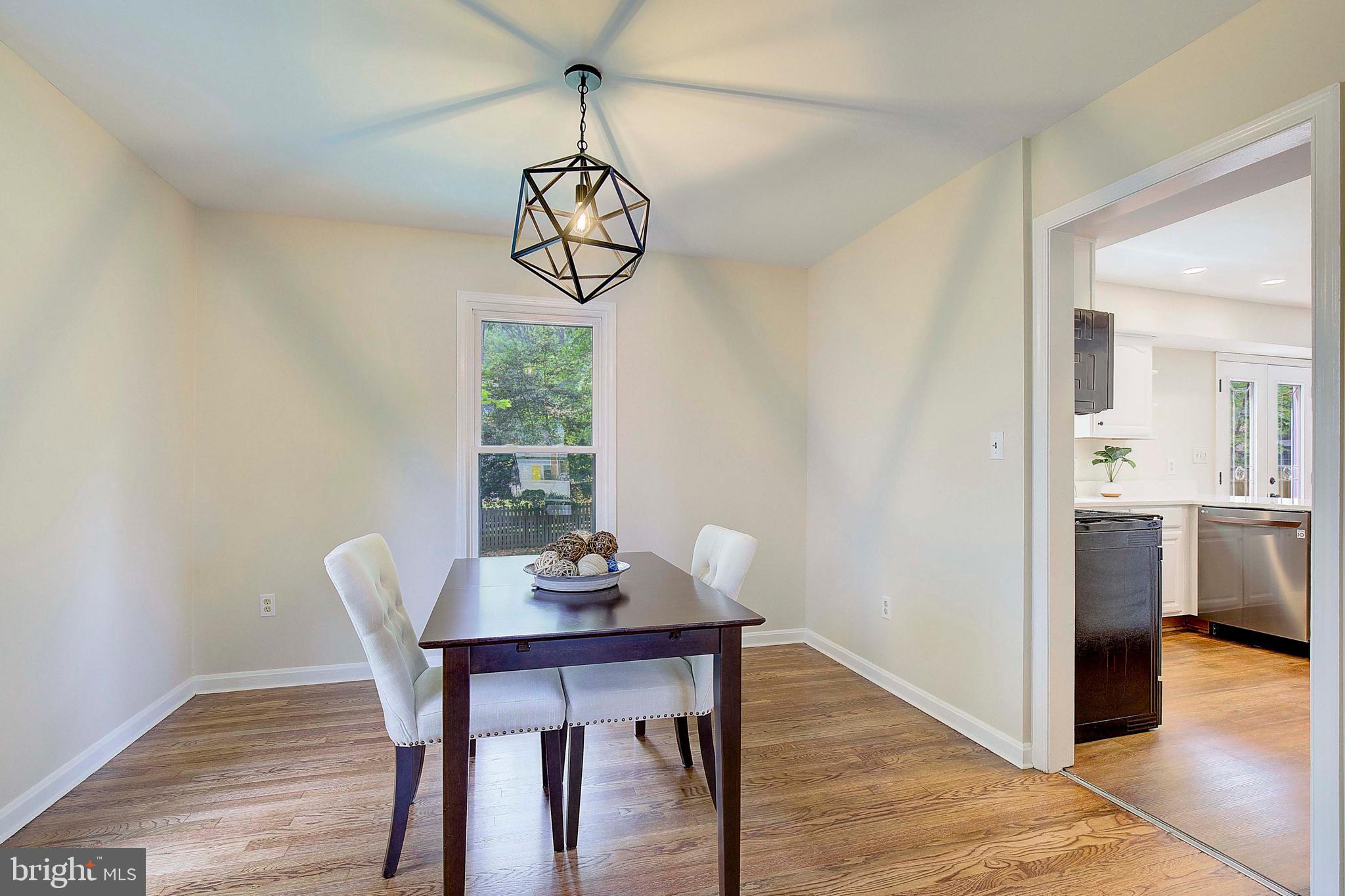 CROFTON TOWNE/PARK - Residential