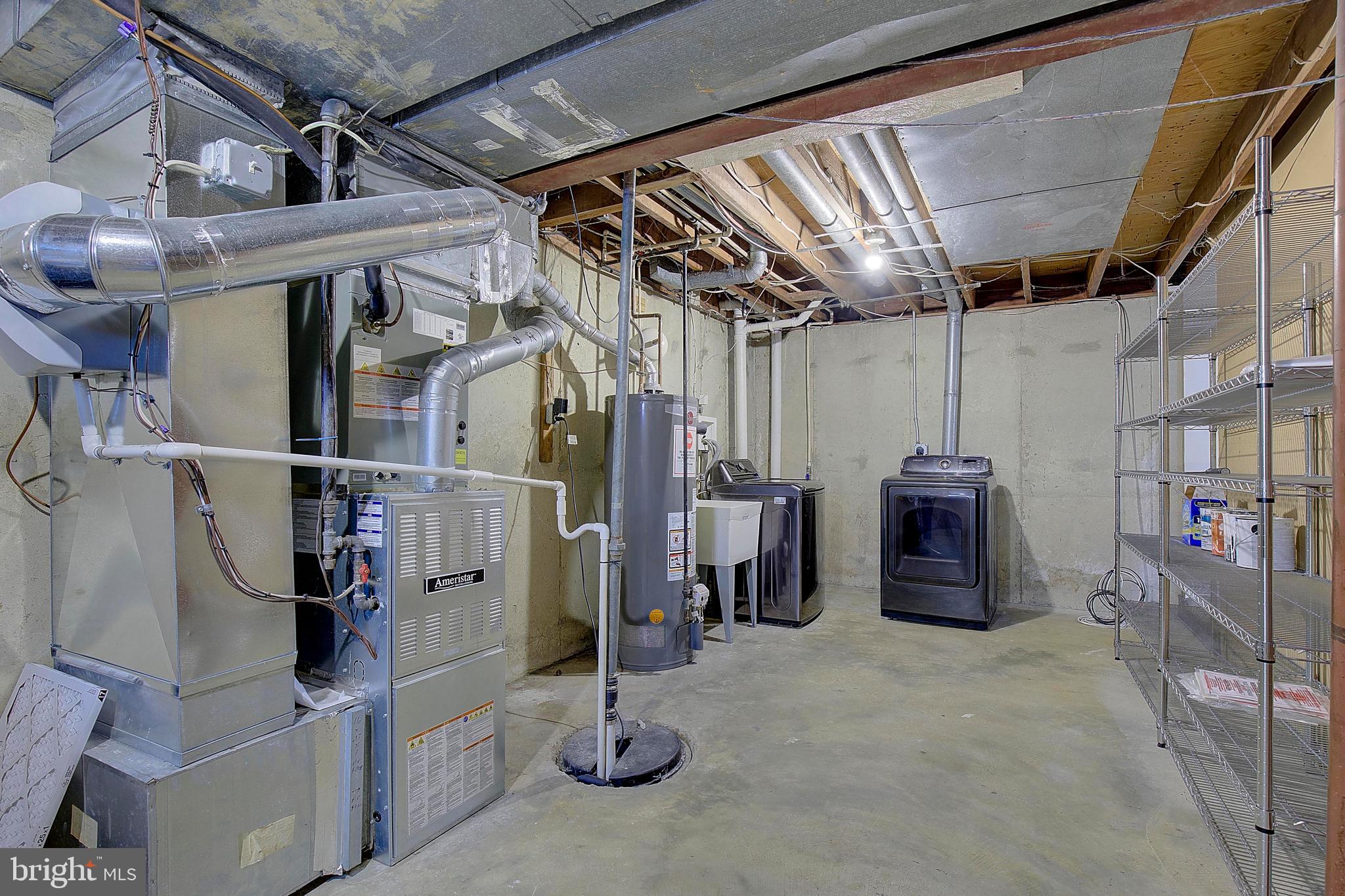 CROFTON TOWNE/PARK - Residential