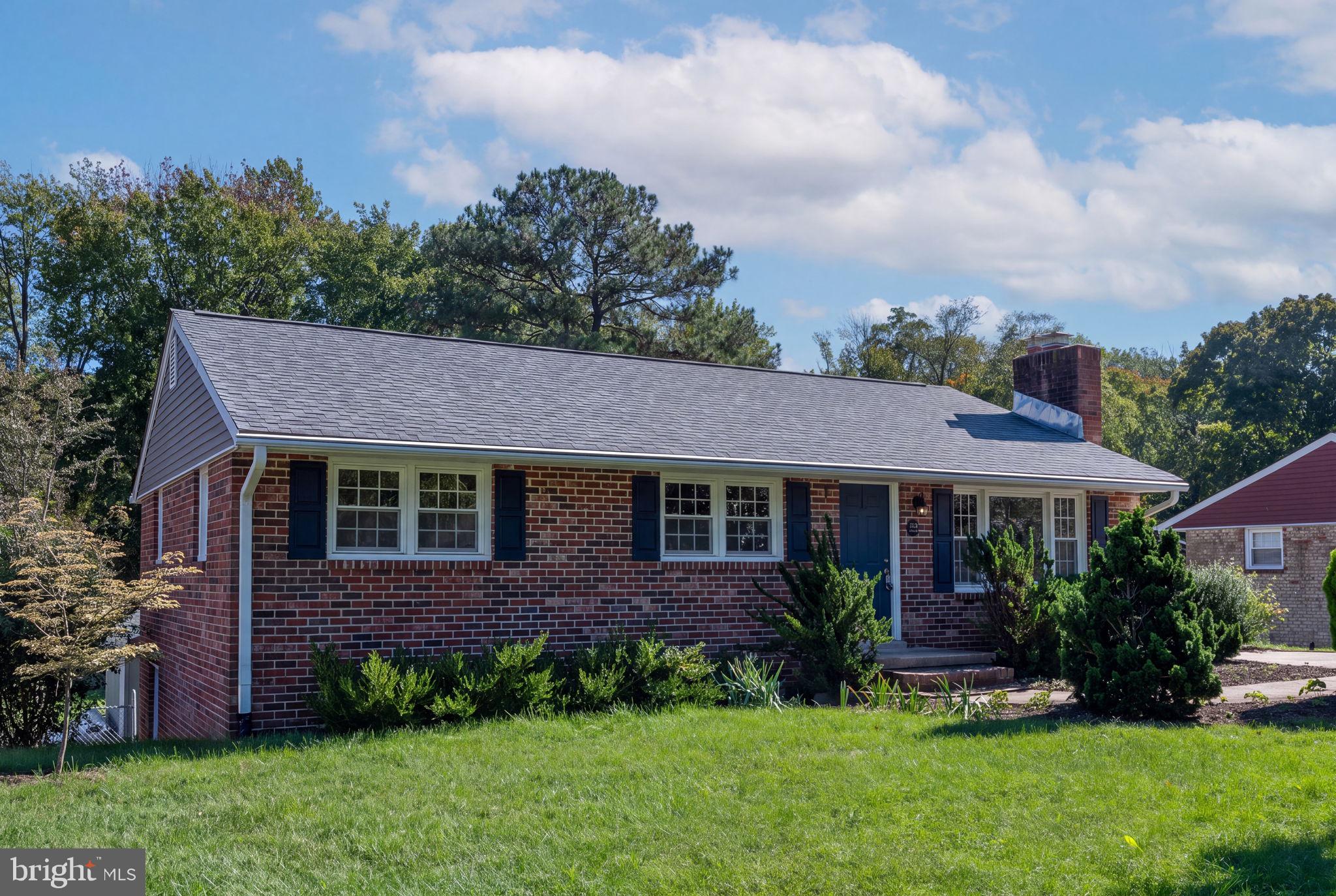 256 ANDERSON DRIVE