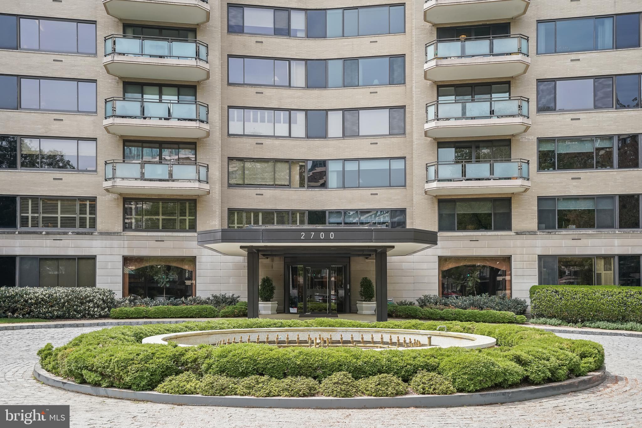 2700 CALVERT STREET NW 416