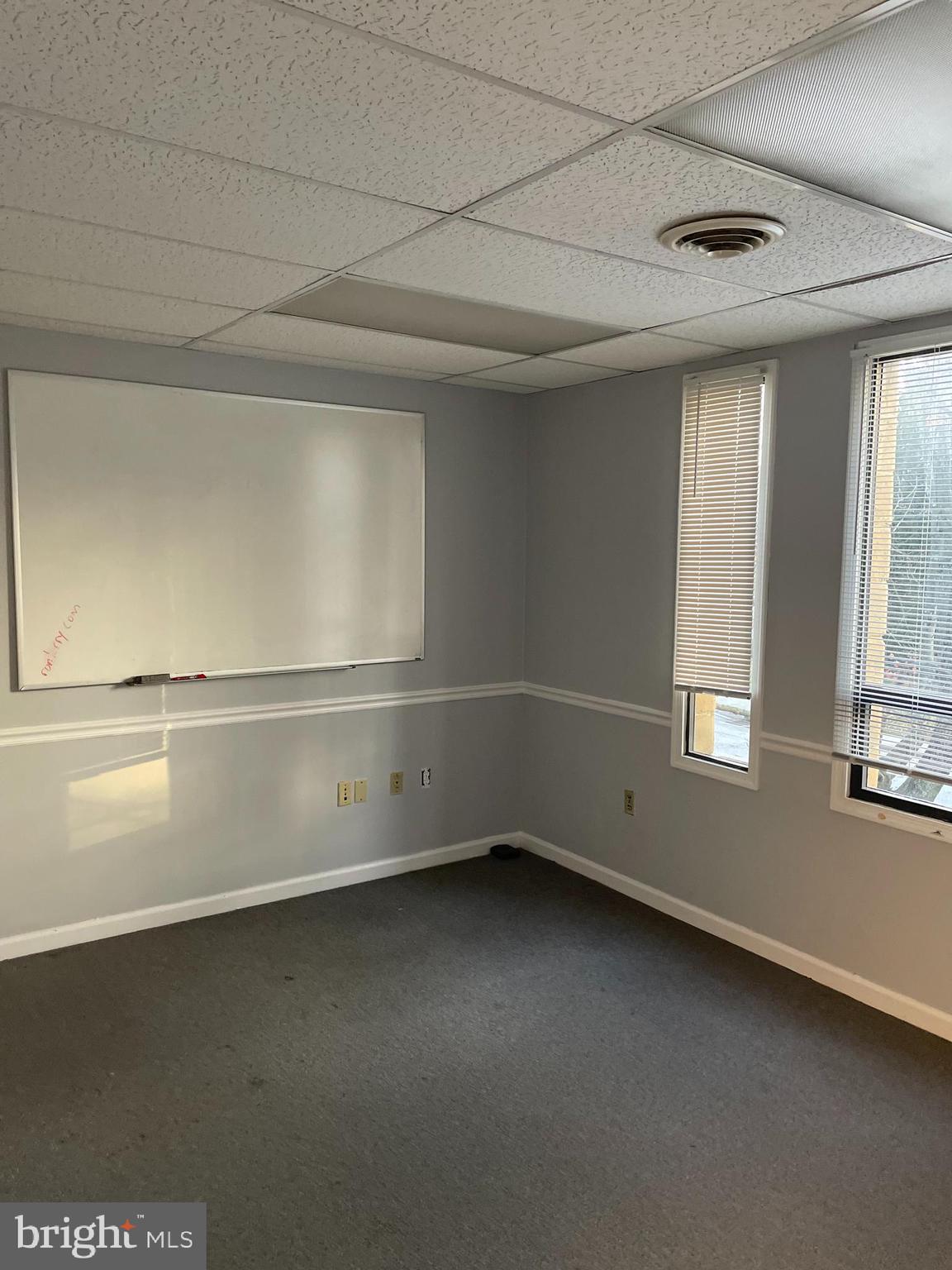 RIDGELEIGH - Commercial Lease