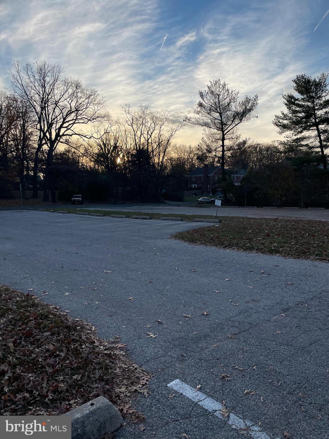 RIDGELEIGH - Commercial Lease