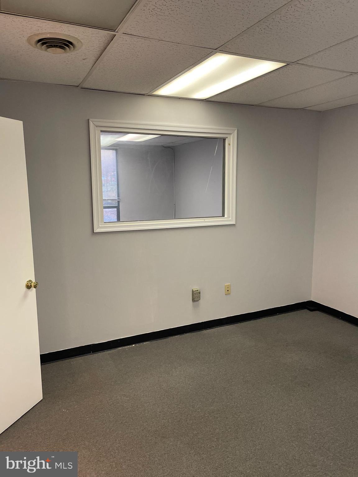 RIDGELEIGH - Commercial Lease