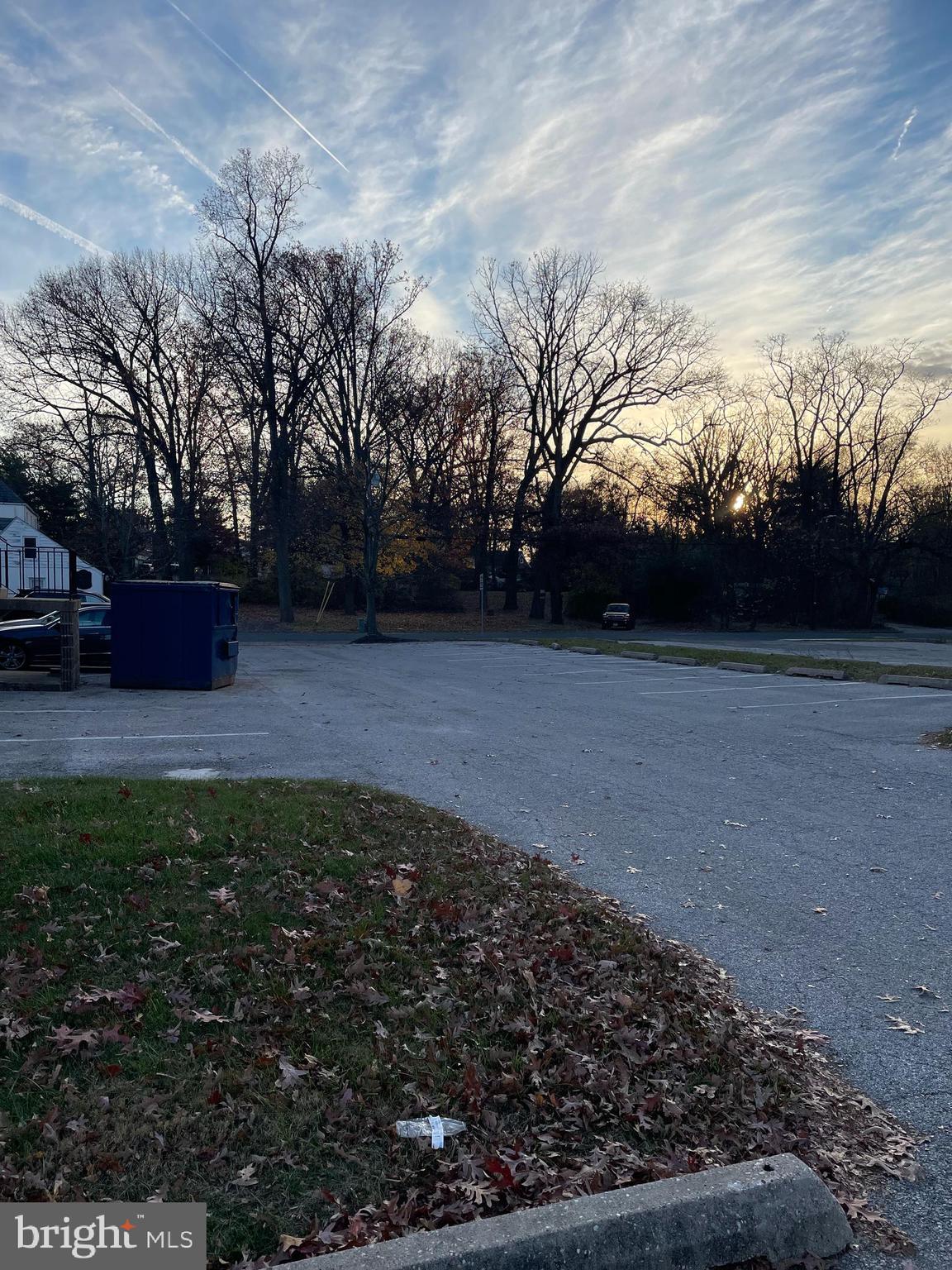 RIDGELEIGH - Commercial Lease