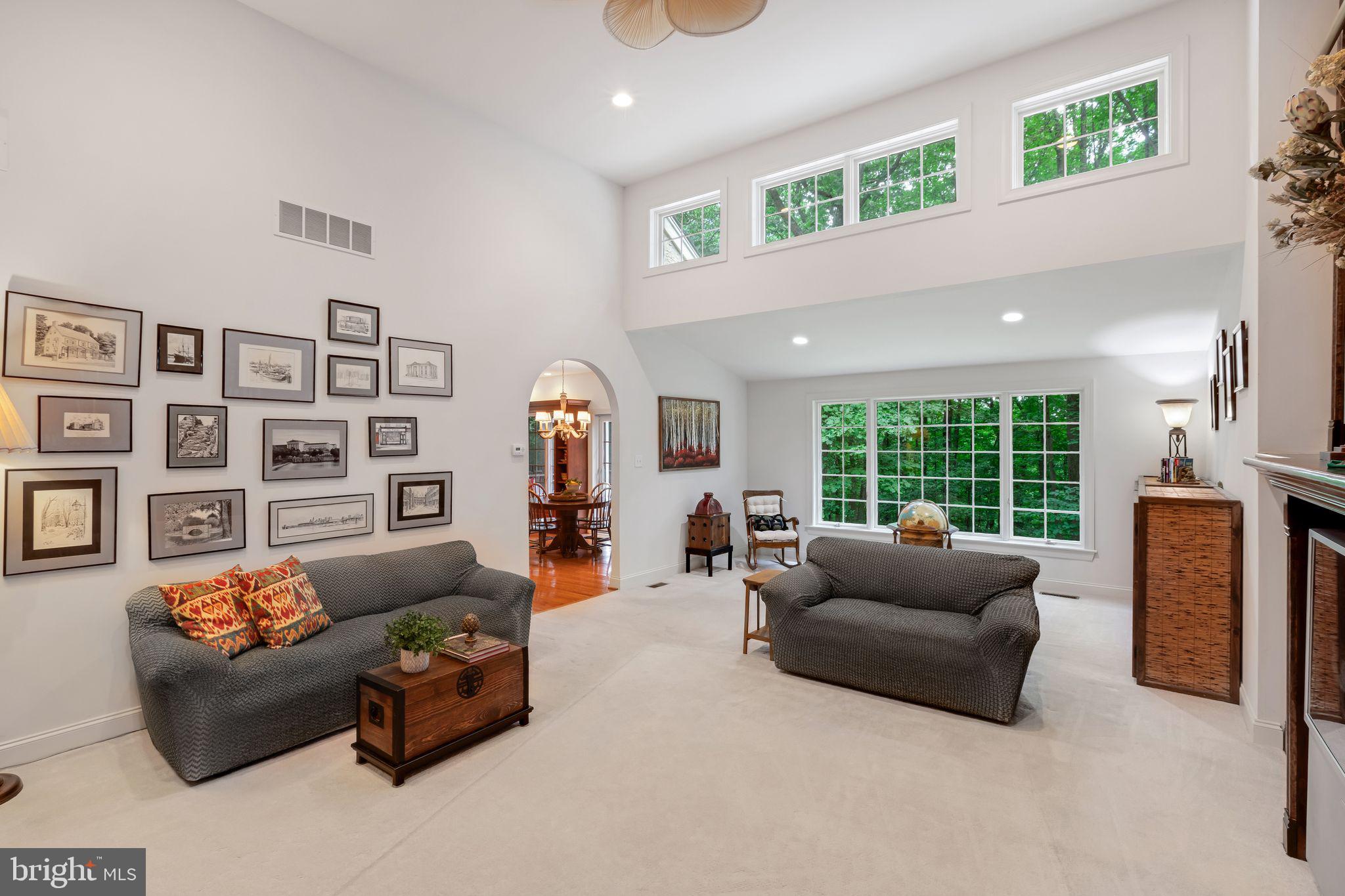 VIRGINIA GLEN - Residential